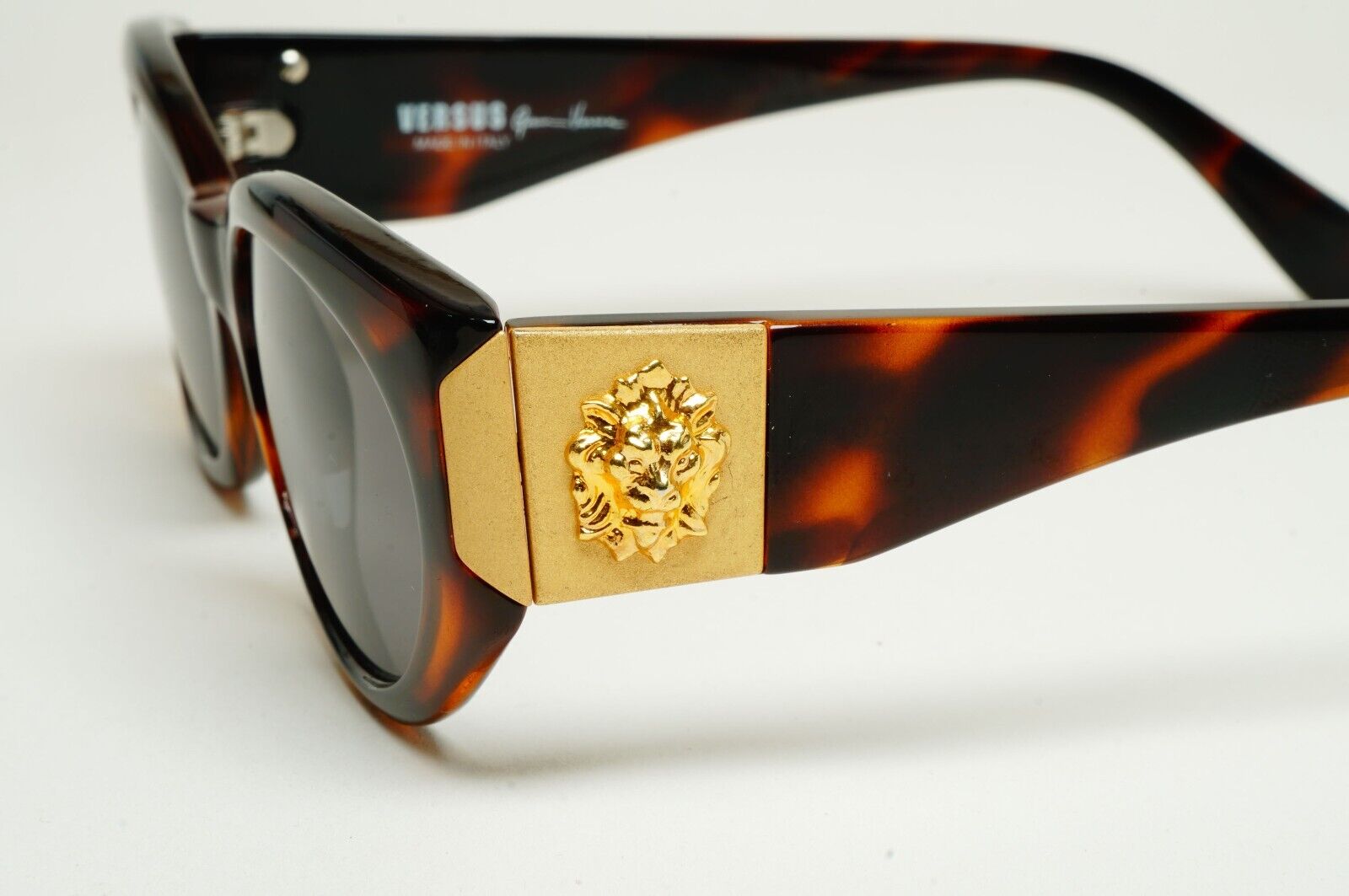 Versus Sunglasses 1996 by Gianni Versace Vintage Gold Lion Brown MOD E06 COL 649