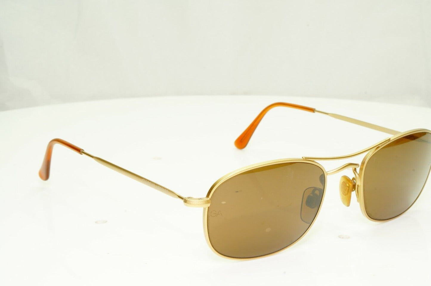 Authentic Giorgio Armani 1997 Vintage Sunglasses Gold Metal Men Women 635 703