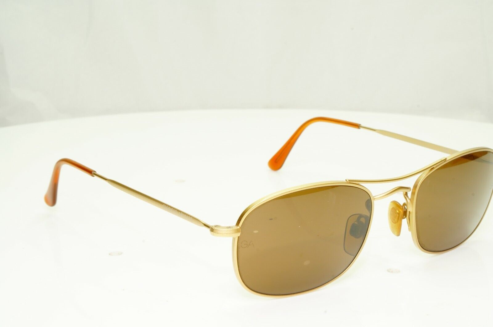 Authentic Giorgio Armani 1997 Vintage Sunglasses Gold Metal Men Women 635 703