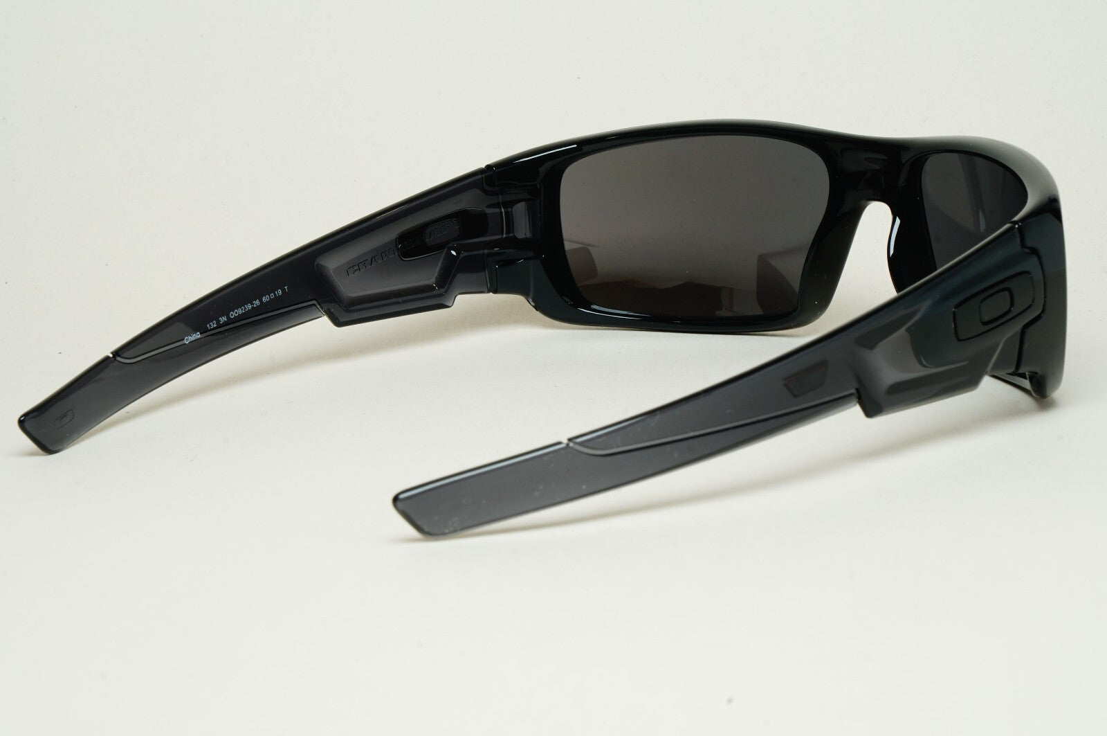 Oakley Sunglasses Crankshaft Ice Iridium Blue Mirror Black Ink OO 9239 26