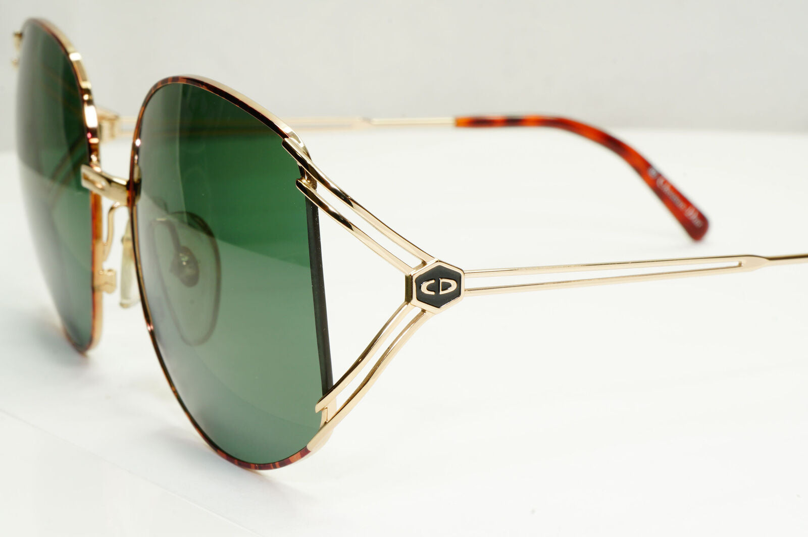 Dior 1990s Vintage Sunglasses Austria Gold Brown Green Square 2590 41 251122