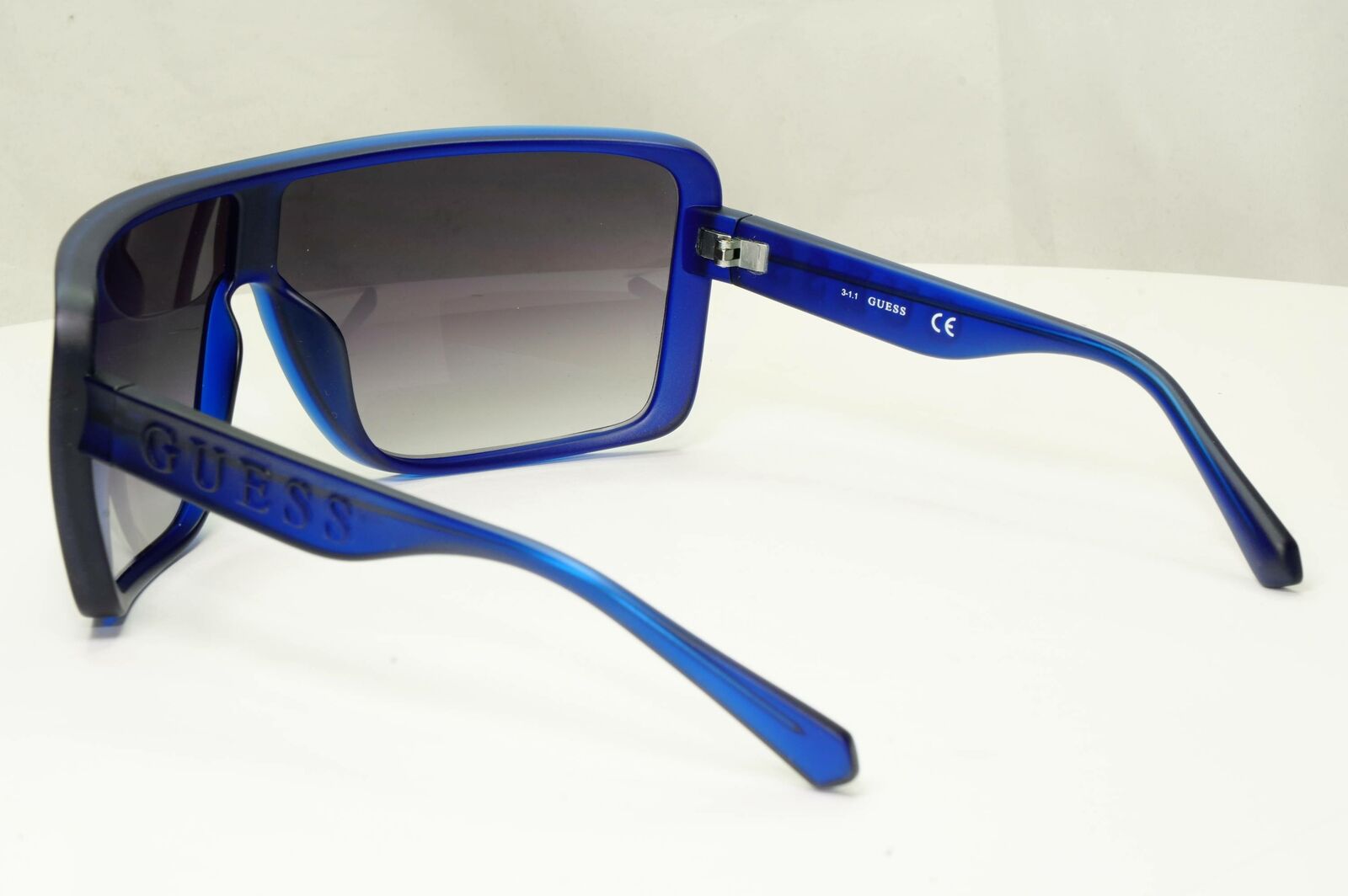 Guess Mens Shield Visor Sunglasses Blue Black Gradient Smoke GU 00022 91B Ski