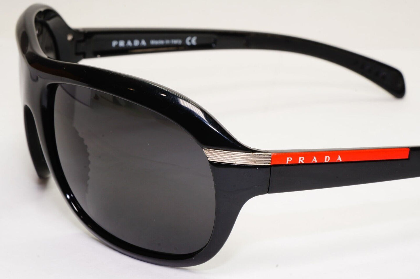 Prada Sunglasses 2007 Vintage Black Wrap Rossa PS04IS SPS 04I 1AB-3M1 111223
