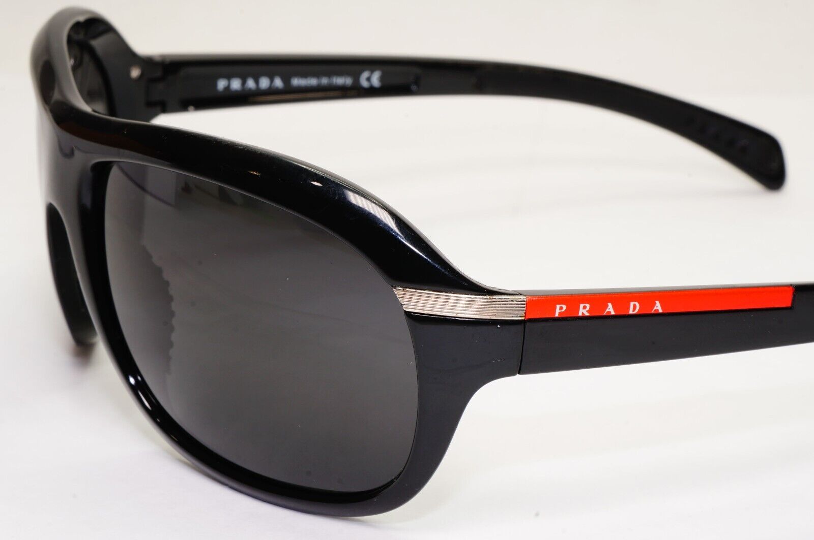 Prada Sunglasses 2007 Vintage Black Wrap Rossa PS04IS SPS 04I 1AB-3M1 111223