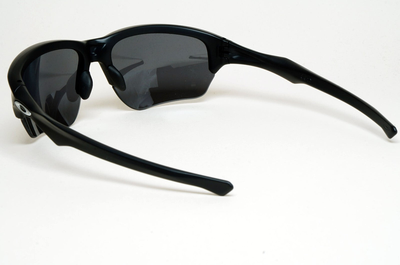 Oakley Sunglasses Polarized Flak Beta Black Matte Iridium Wrap OO 9363 12