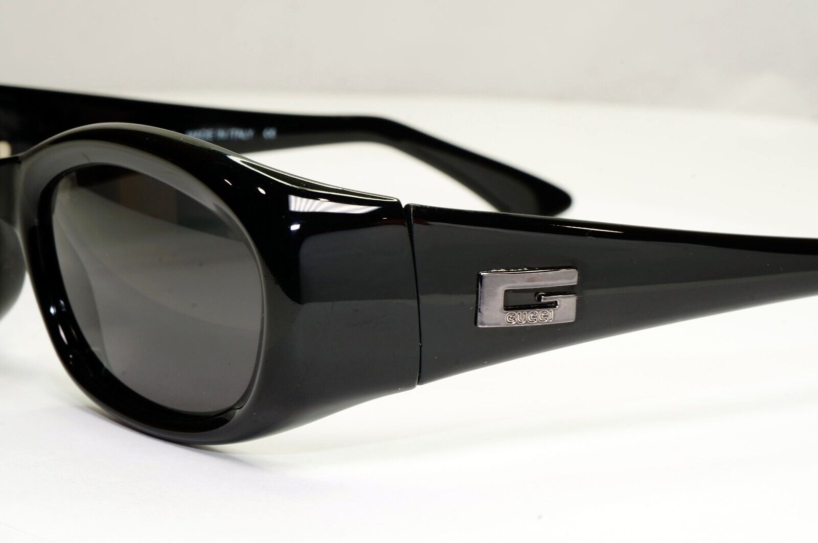 Gucci Sunglasses 1998 Vintage Black Rectangle Retro Unisex GG 2432/S 1UF 301224