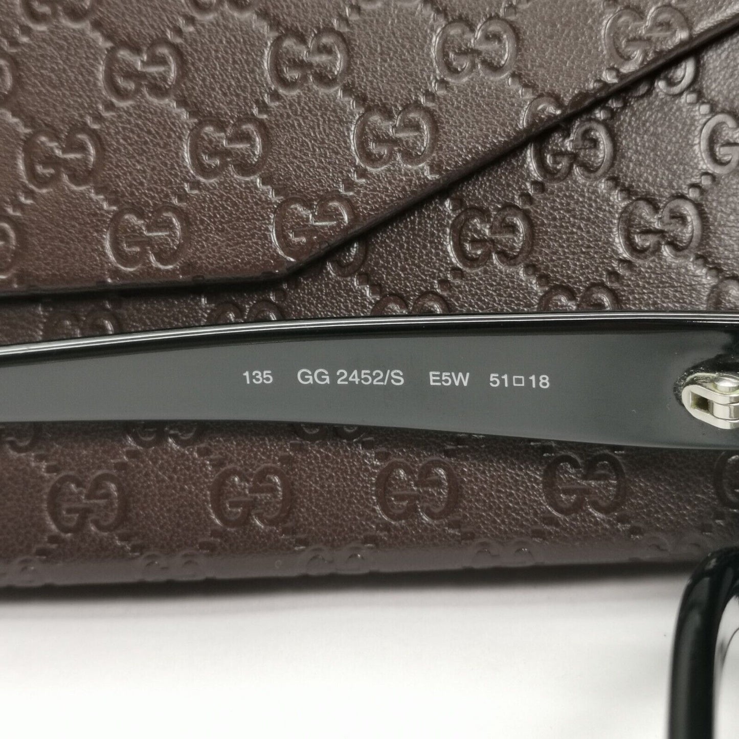 Gucci Sunglasses 1997 Vintage Black Retro Rectangle Small GG 2452/S E5W 210125