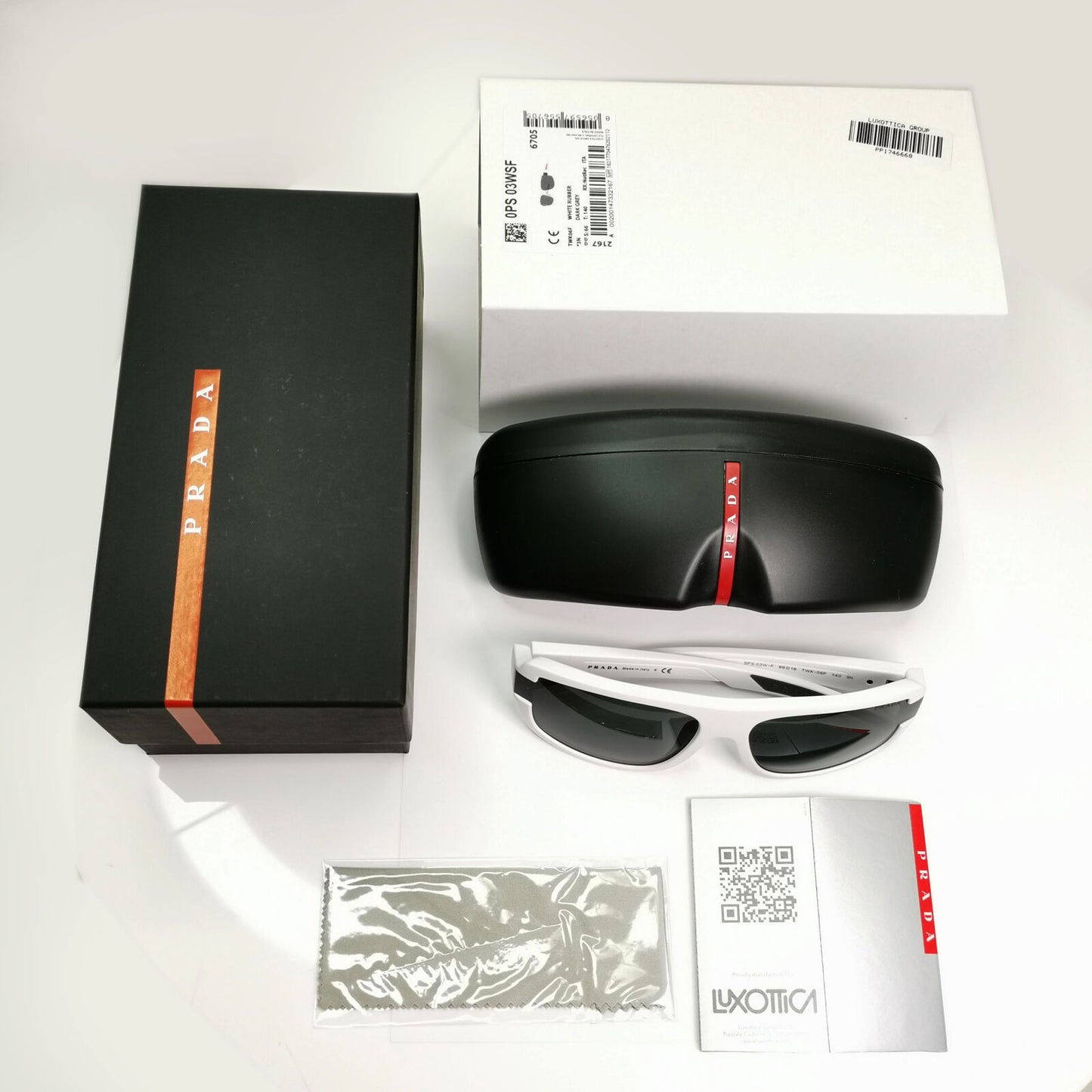Prada White Black Sunglasses Mens Rectangle Red Stripe SPS 03W F PS03WFS TWK-06F