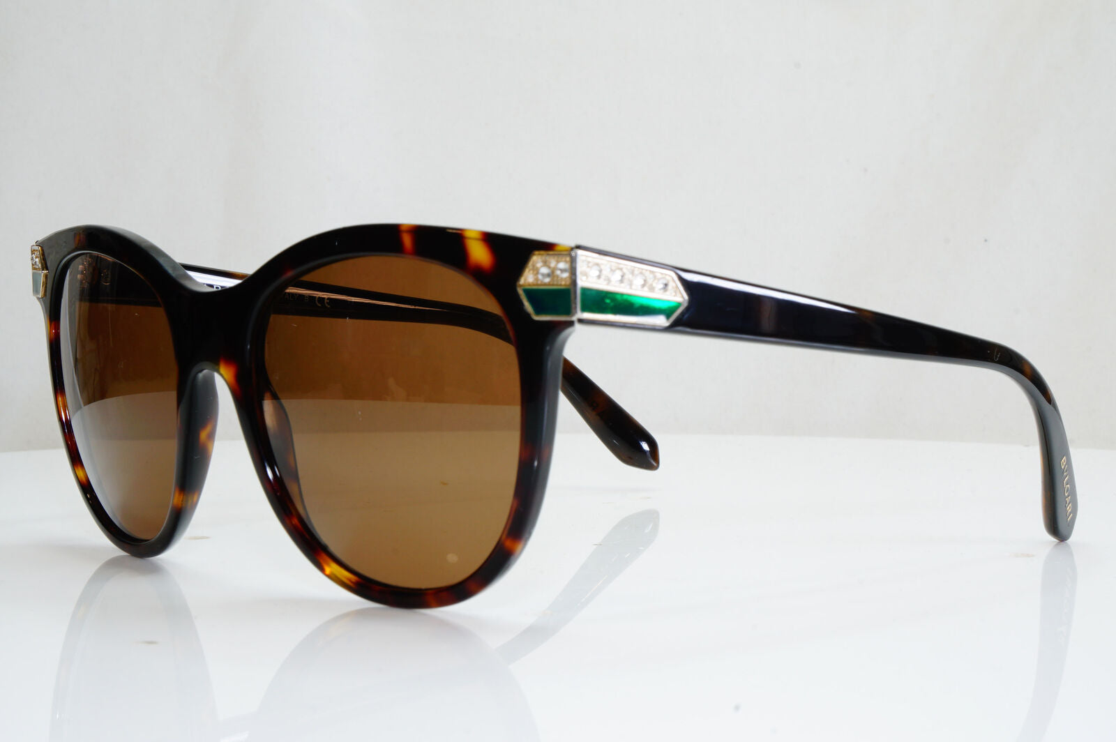 Authentic BVLGARI Womens Boxed Vintage Sunglasses CRYSTAL 8134 504/13 28297