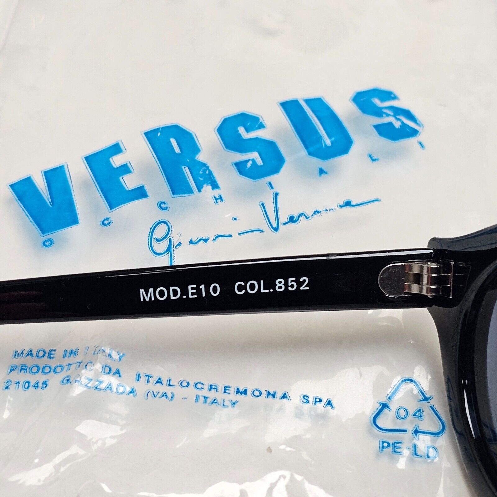 Versus Sunglasses 1996 by Gianni Versace Vintage Black White MOD E10 COL 852
