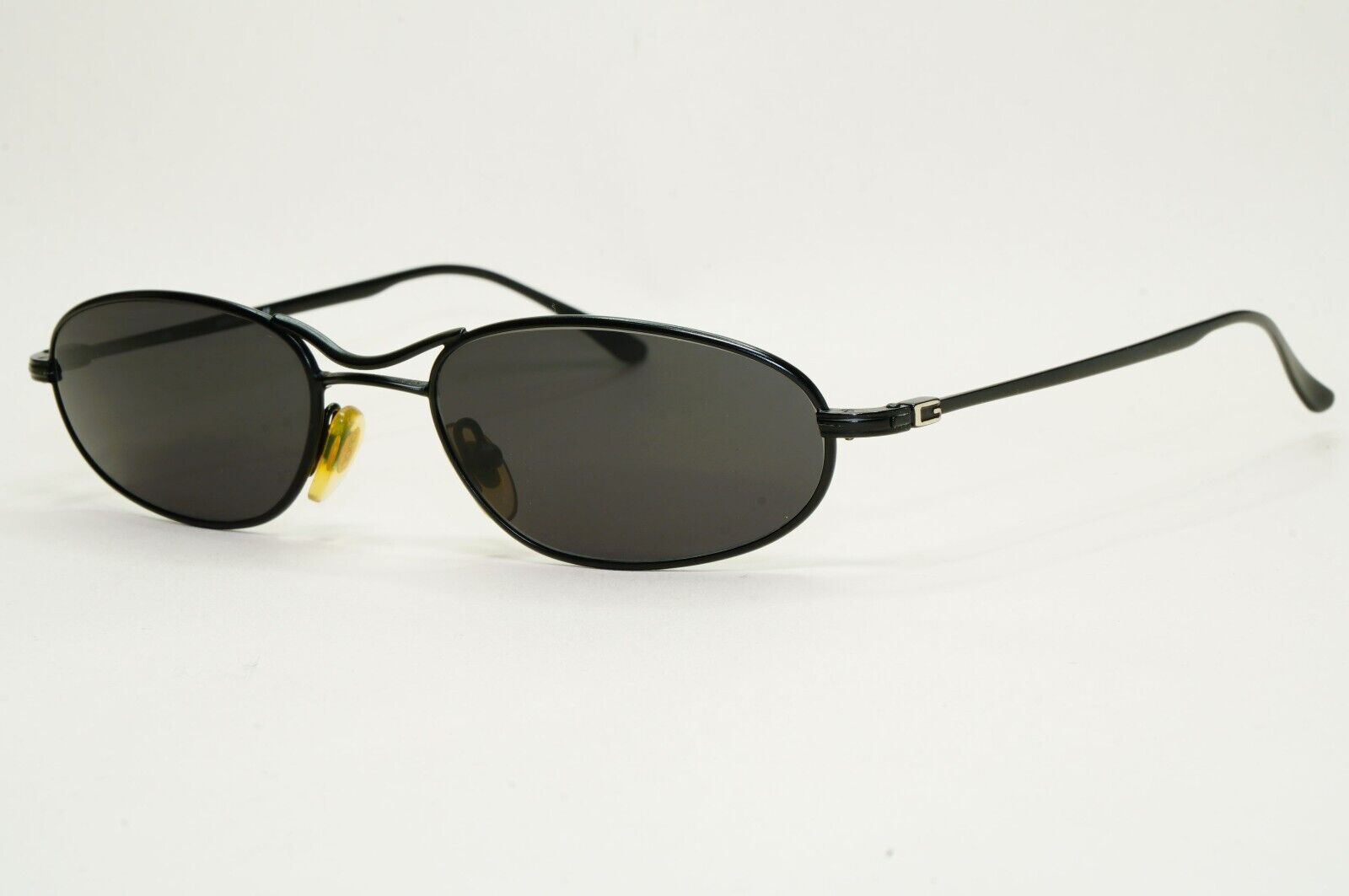 Gucci Sunglasses 1996 Vintage Black Oval Metal Unisex GG 1617/S 8ZB 53mm 120824