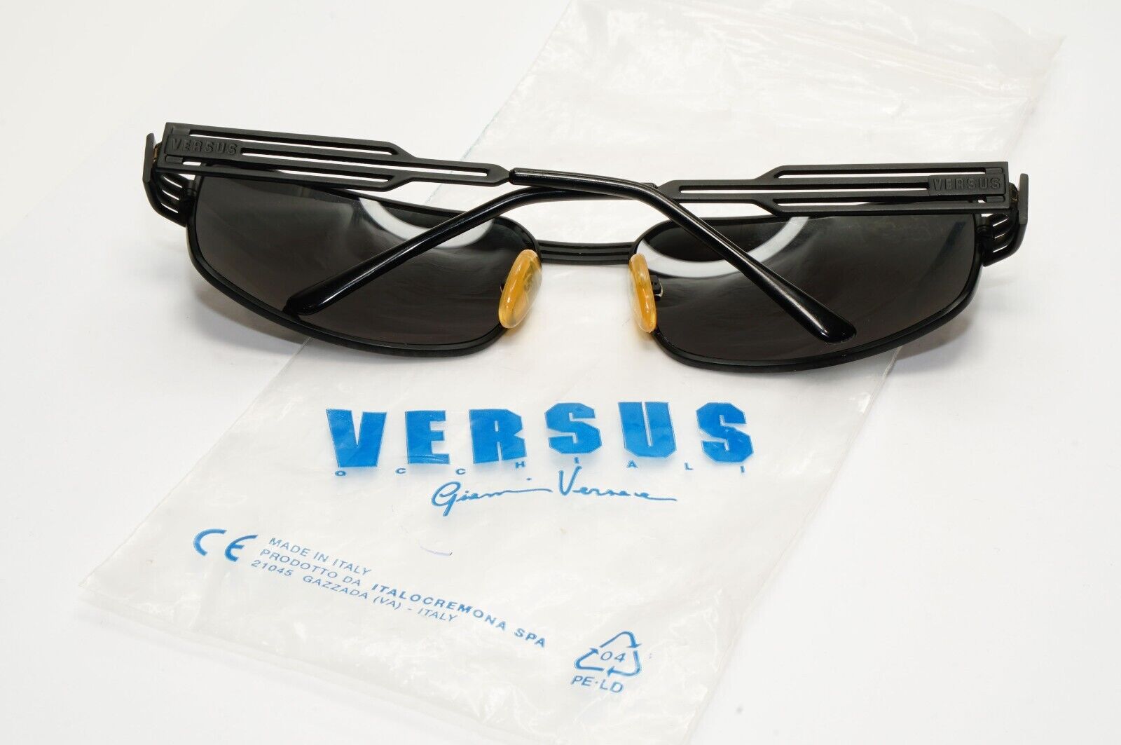 Versus 1996 by Gianni Versace Vintage Matte Black Sunglasses MOD F37 COL 028