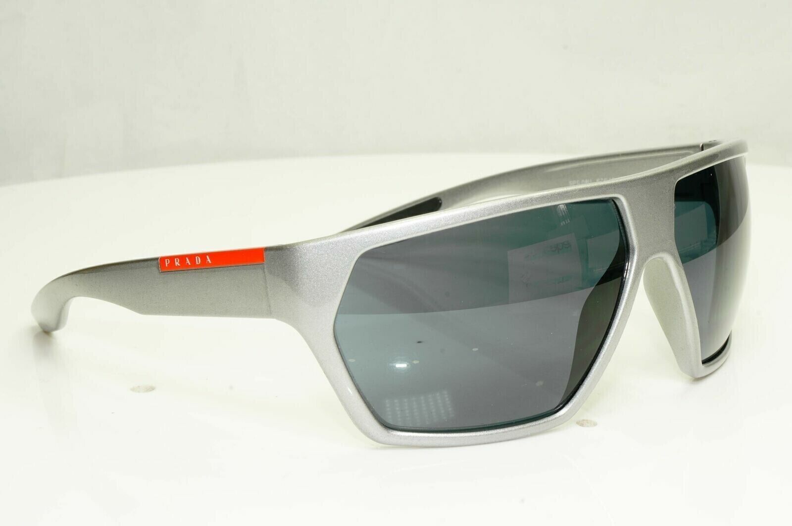 Prada Grey Metallic Black Large Mens Sunglasses SPS 08U 09E-2K1 Red [a] 39033