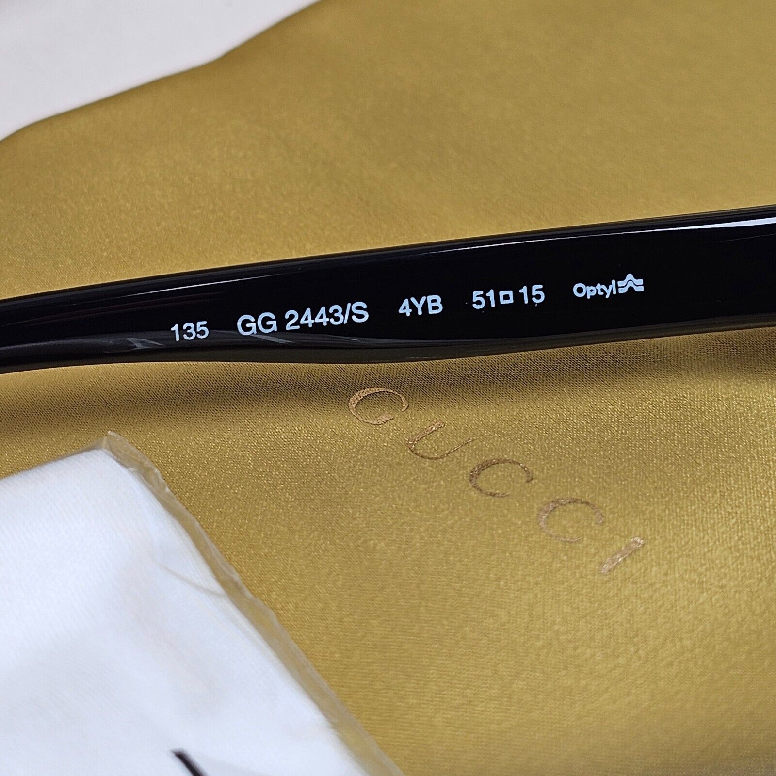 Gucci Sunglasses 1998 Vintage Green Black Rectangle Small GG 2443/S 4YB 050225