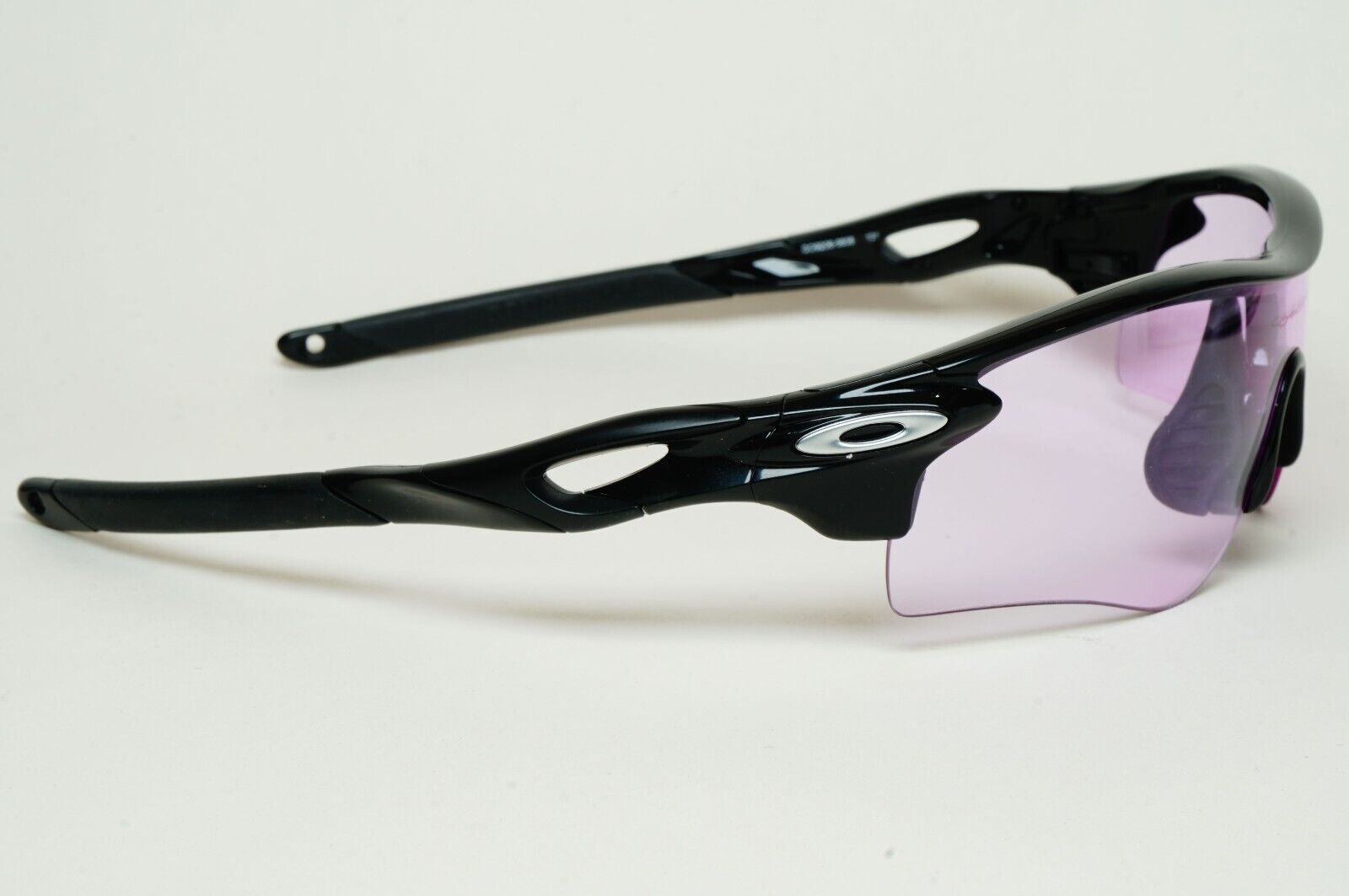 Oakley Sunglasses Radarlock Path (A) Black Prizm Low Light Shield OO 9206 06