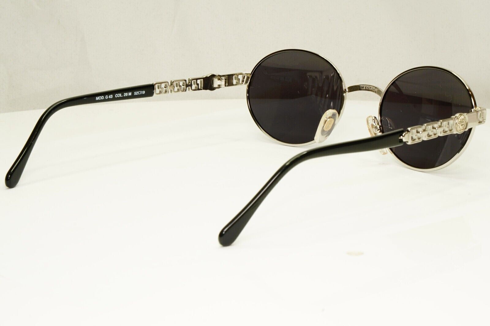 Gianni Versace 1995 Vintage Silver Medusa Round Black Sunglasses MOD G43 COL 26M