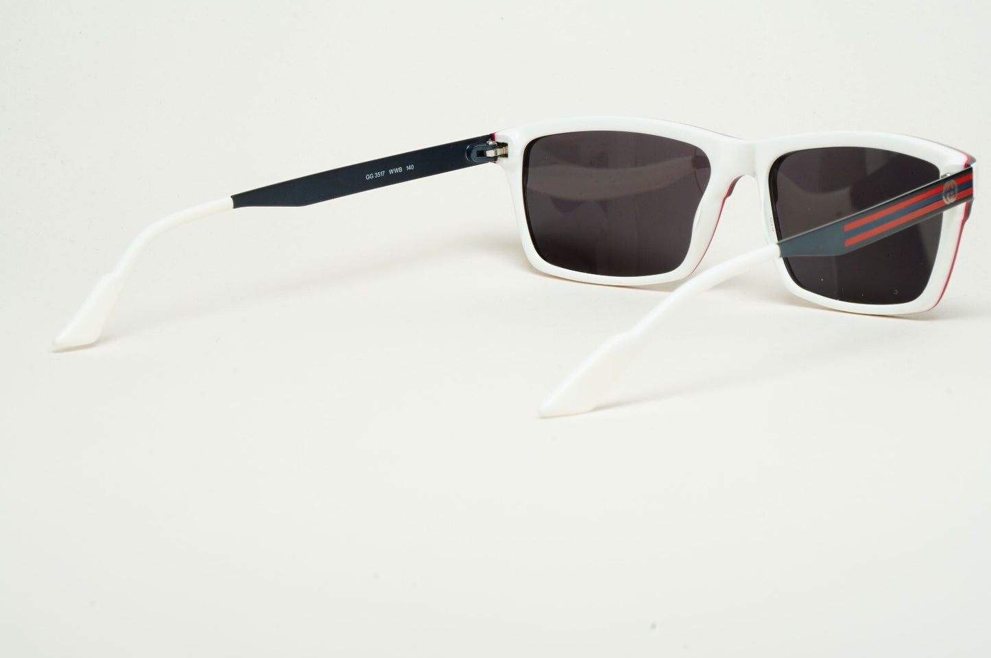 Gucci Sunglasses 2010 Vintage Unisex Small White Blue Black GG 3517 WWB 53mm