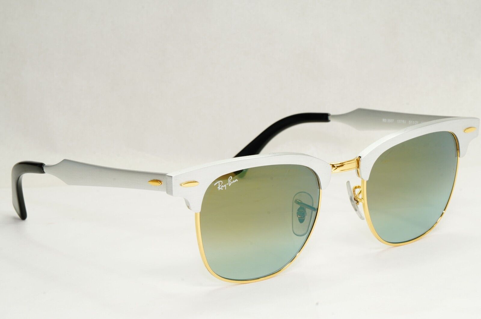 Ray-Ban Sunglasses Clubmaster Aluminum Green Mirror Gradient RB 3507 137/9J 51mm