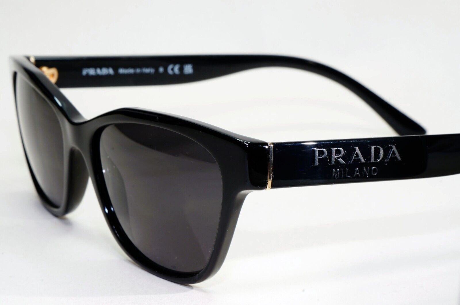 Prada Sunglasses Black Glossy Cat Eye Womens PR03WV VPR 03W 1AB-1O1 53mm