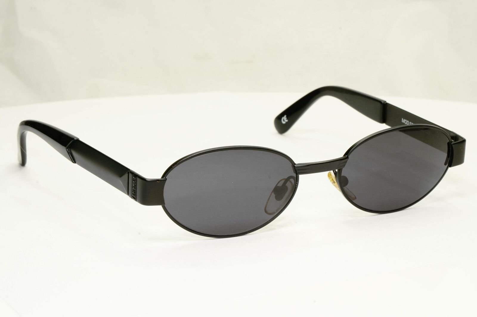 Gianni Versace 1996 Vintage Unisex Black Oval Metal Sunglasses MOD S30 COL 028