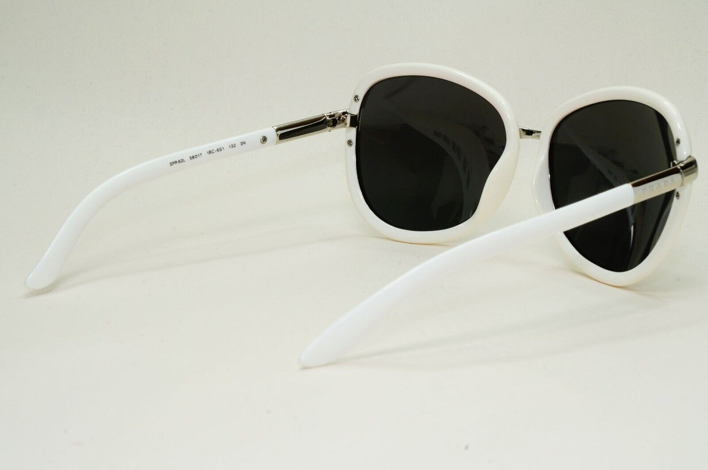 Prada Sunglasses 2008 Vintage White Black Silver PR62LS SPR 62L 1BC-6S1 141024