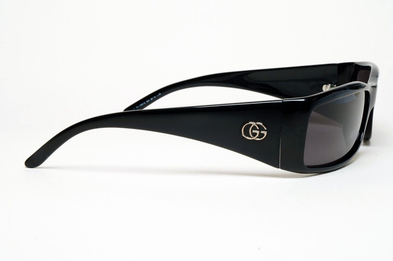 Gucci Sunglasses 1999 Vintage Black Rectangle Wrap GG 2493/S 584 220125
