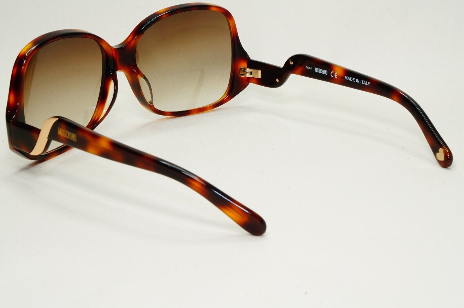 Moschino Sunglasses 2005 Vintage Brown Tortoise Square Gradient MO565 02 101124