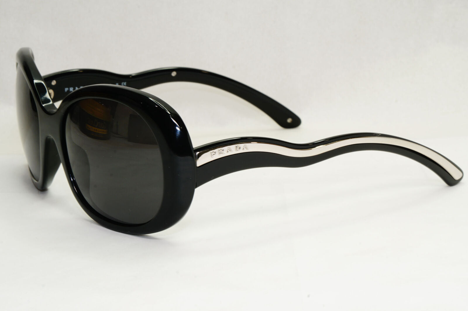Prada Sunglasses 2010 Vintage Silver Wave Square PR08LS SPR 08L 1AB-1A1 060324