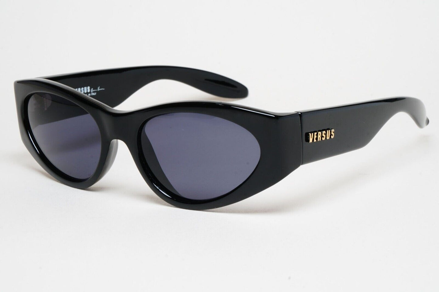 Versus Sunglasses 1996 by Gianni Versace Vintage Black Grey MOD E01 COL 852