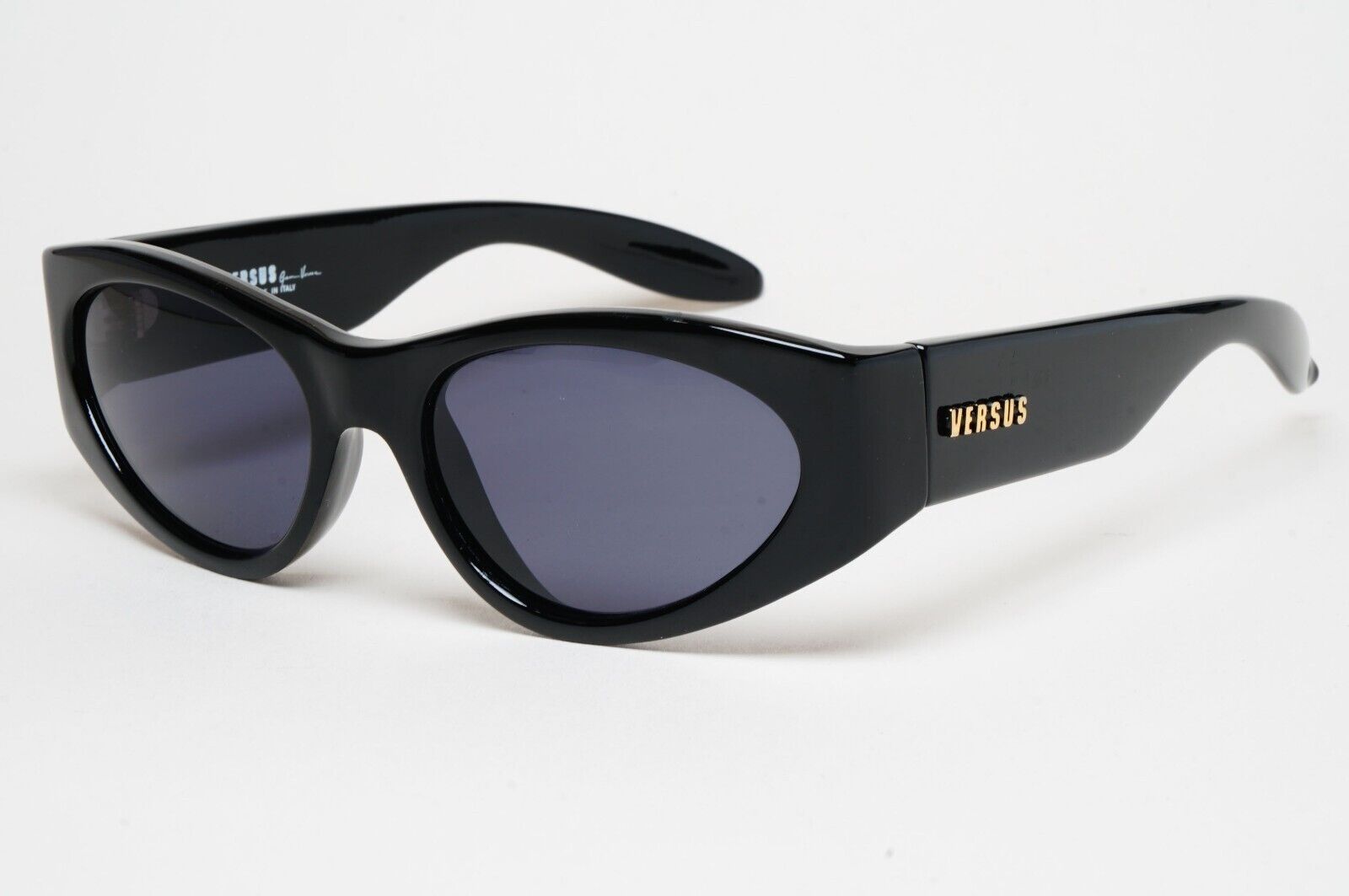 Versus Sunglasses 1996 by Gianni Versace Vintage Black Grey MOD E01 COL 852