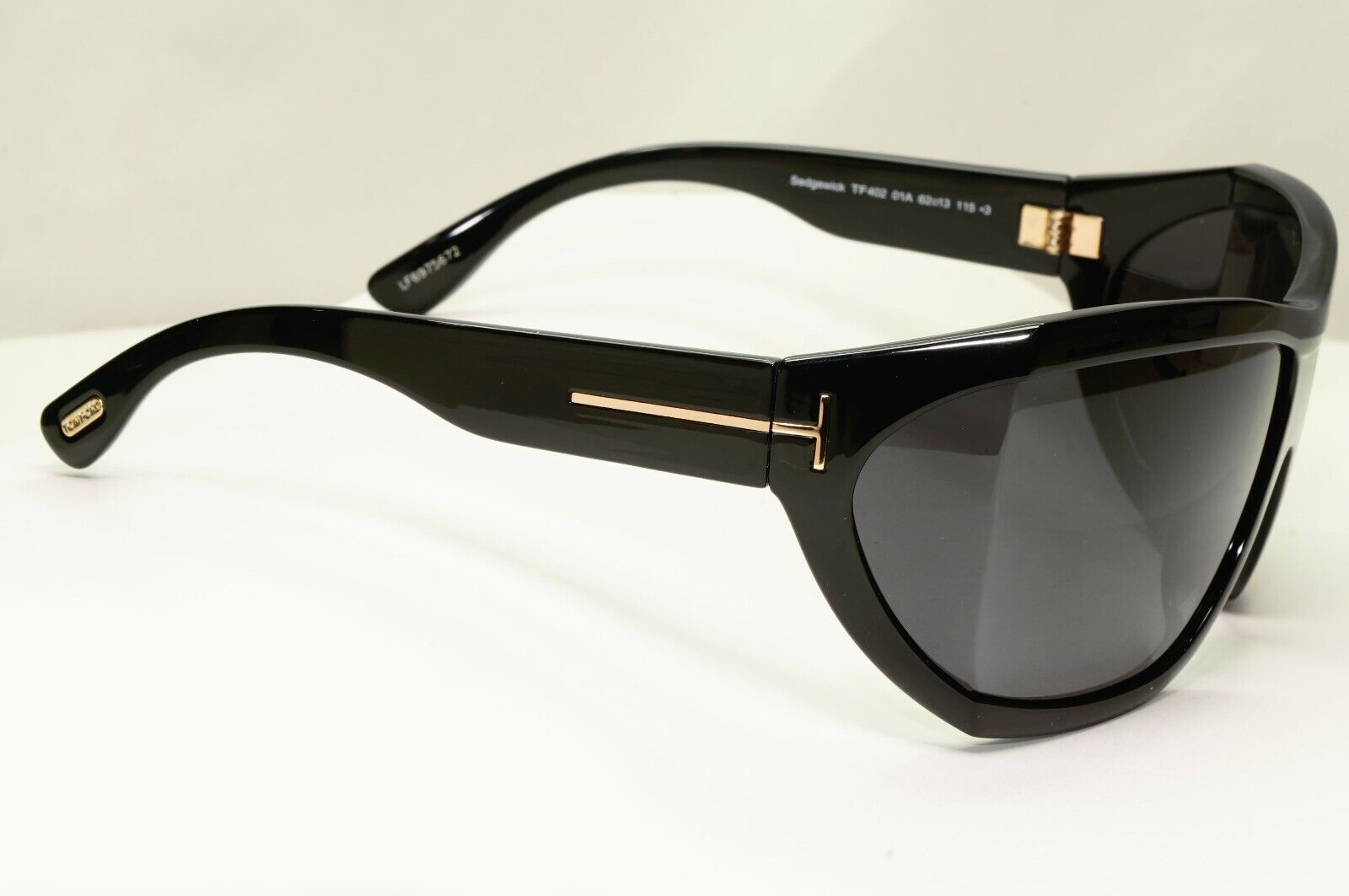 Authentic TOM FORD Mens Sunglasses Unisex Glossy Black Sedgewick TF402 01A 30676