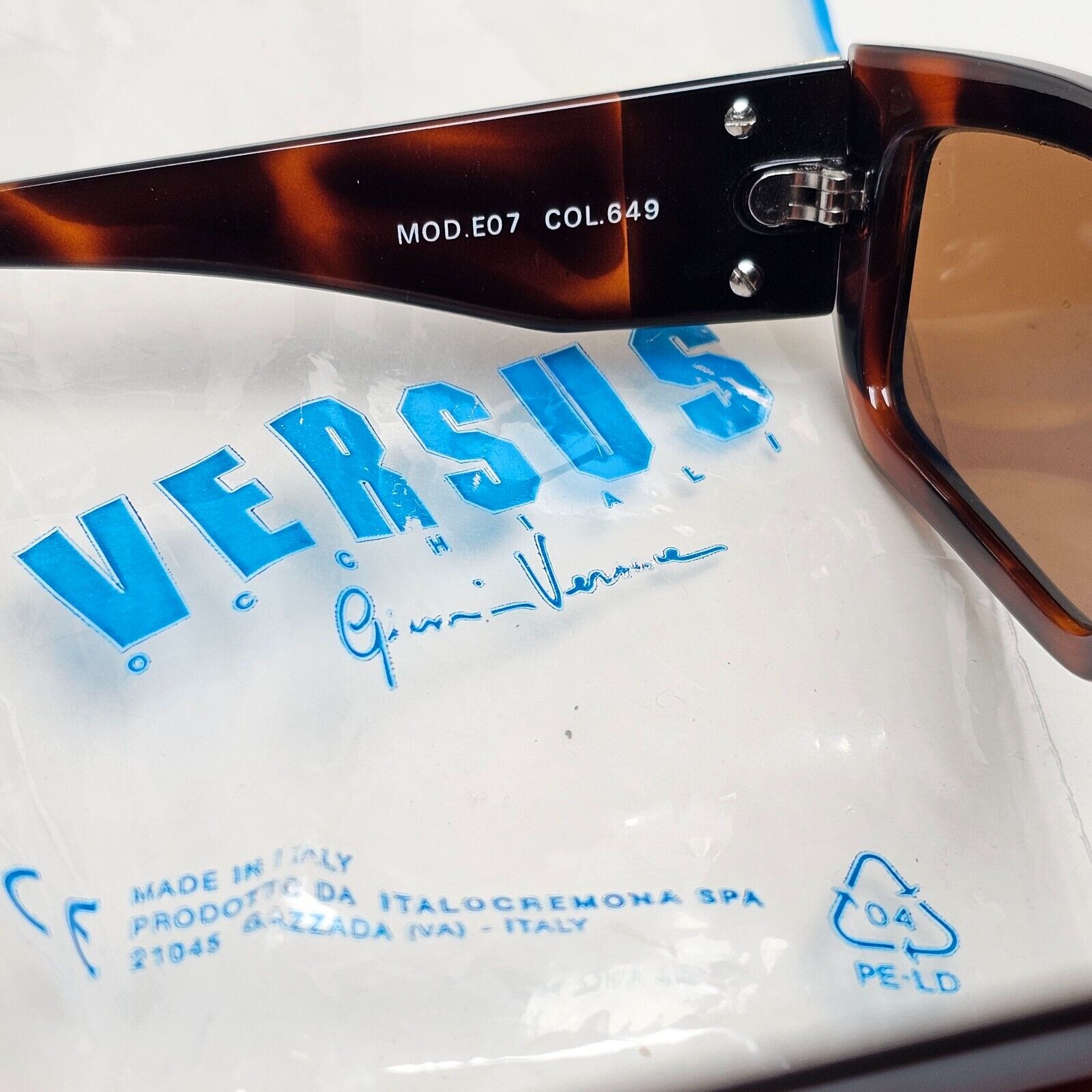 Versus Sunglasses 1996 by Gianni Versace Vintage Gold Lion Brown MOD E07 COL 649