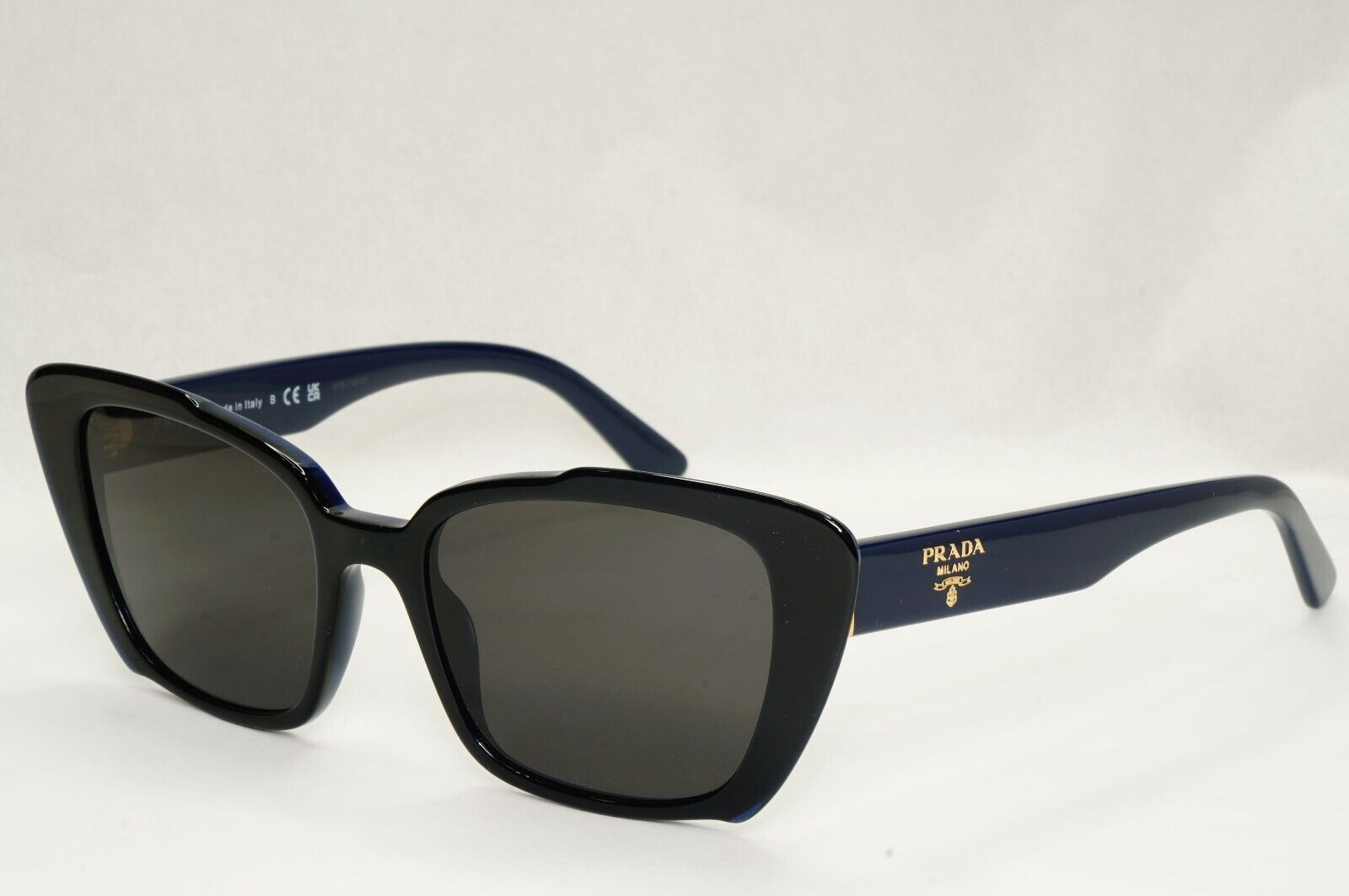 Prada Sunglasses Black Blue Square Fashion PR01YV VPR 01Y 08V-1O1 53mm