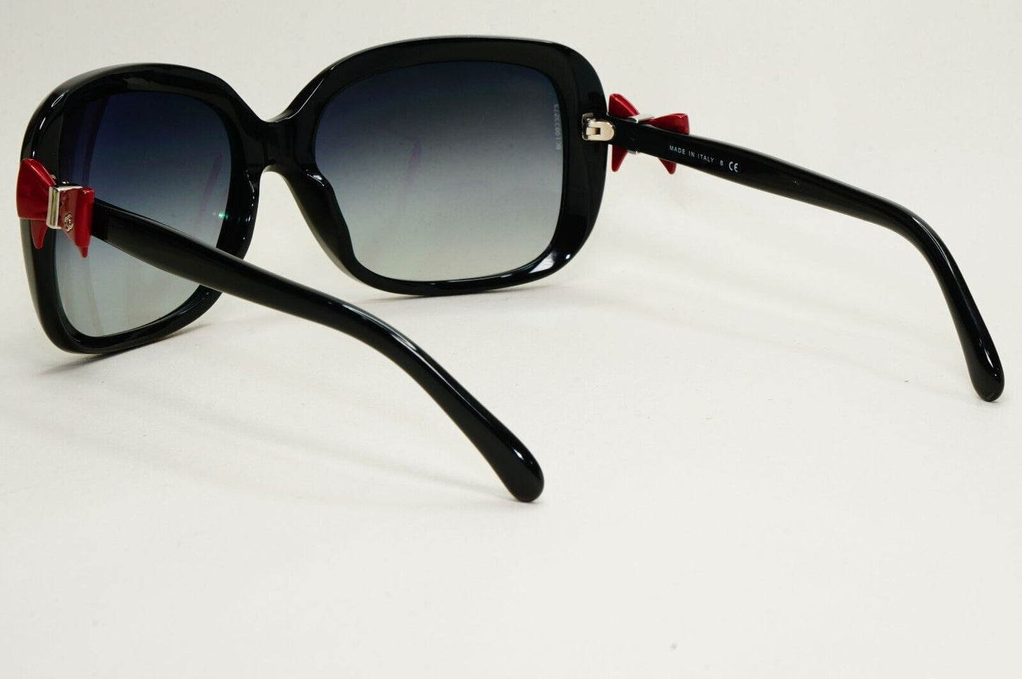 Chanel Sunglasses Bow Black Red Grey Gradient Square 5171 c.1231/8G 270924
