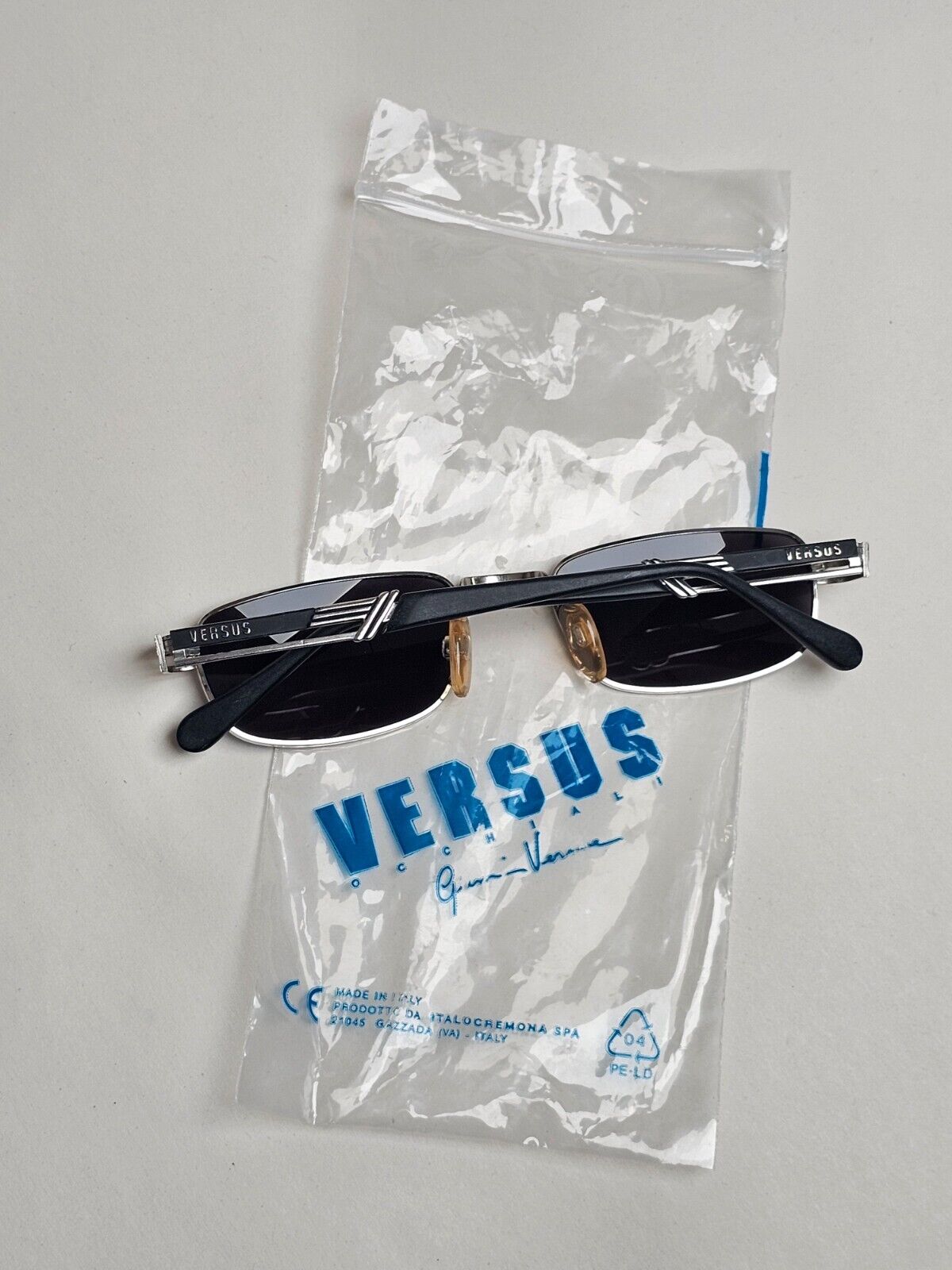 Versus Sunglasses 1996 by Gianni Versace Vintage Silver Black MOD F20 COL 47M