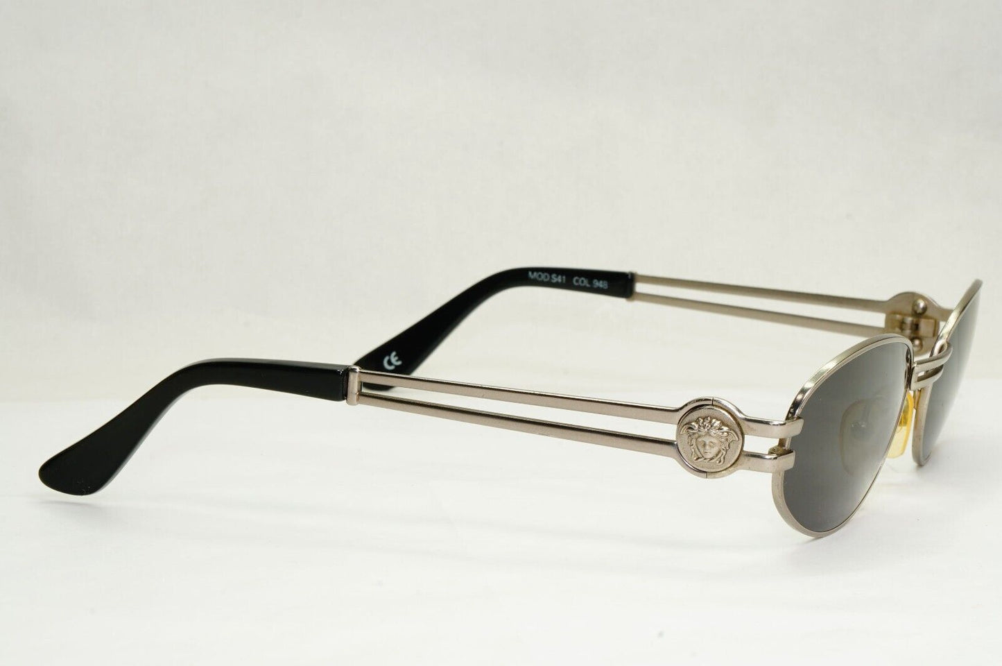 Gianni Versace Sunglasses 1995 Vintage Oval Medusa Gunmetal MOD S41 948 270324
