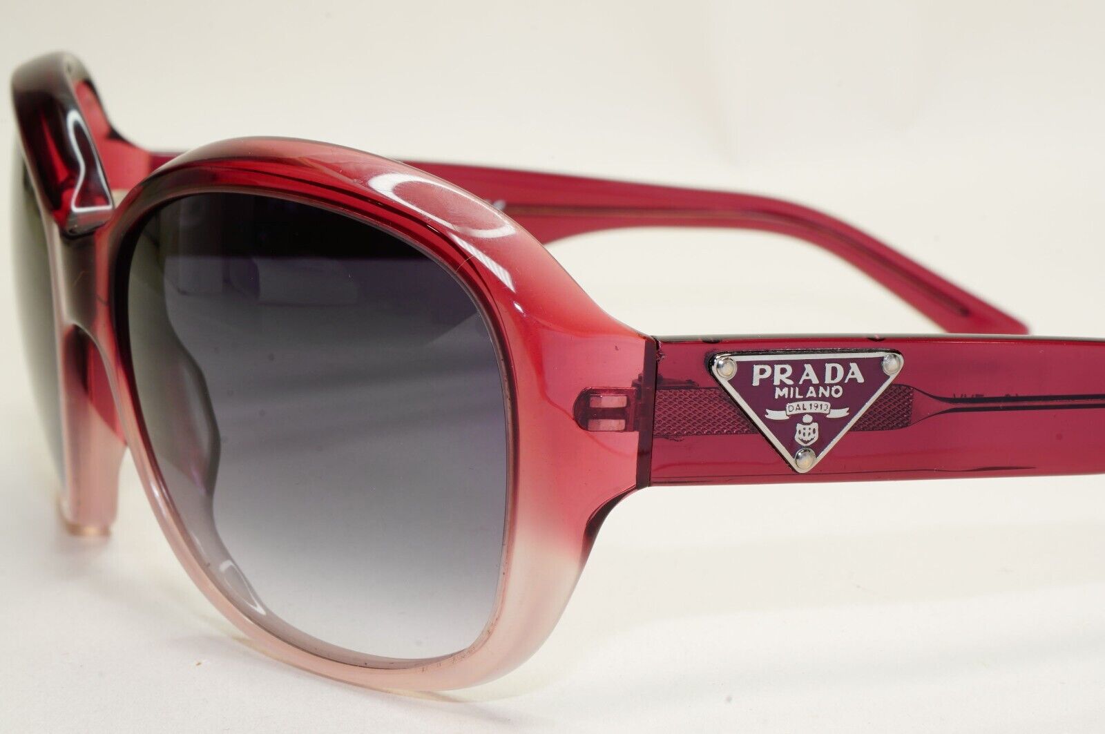 Prada Sunglasses 2011 Vintage Pale Red Triangle PR10MS SPR 10M ZYV-3M1 081124
