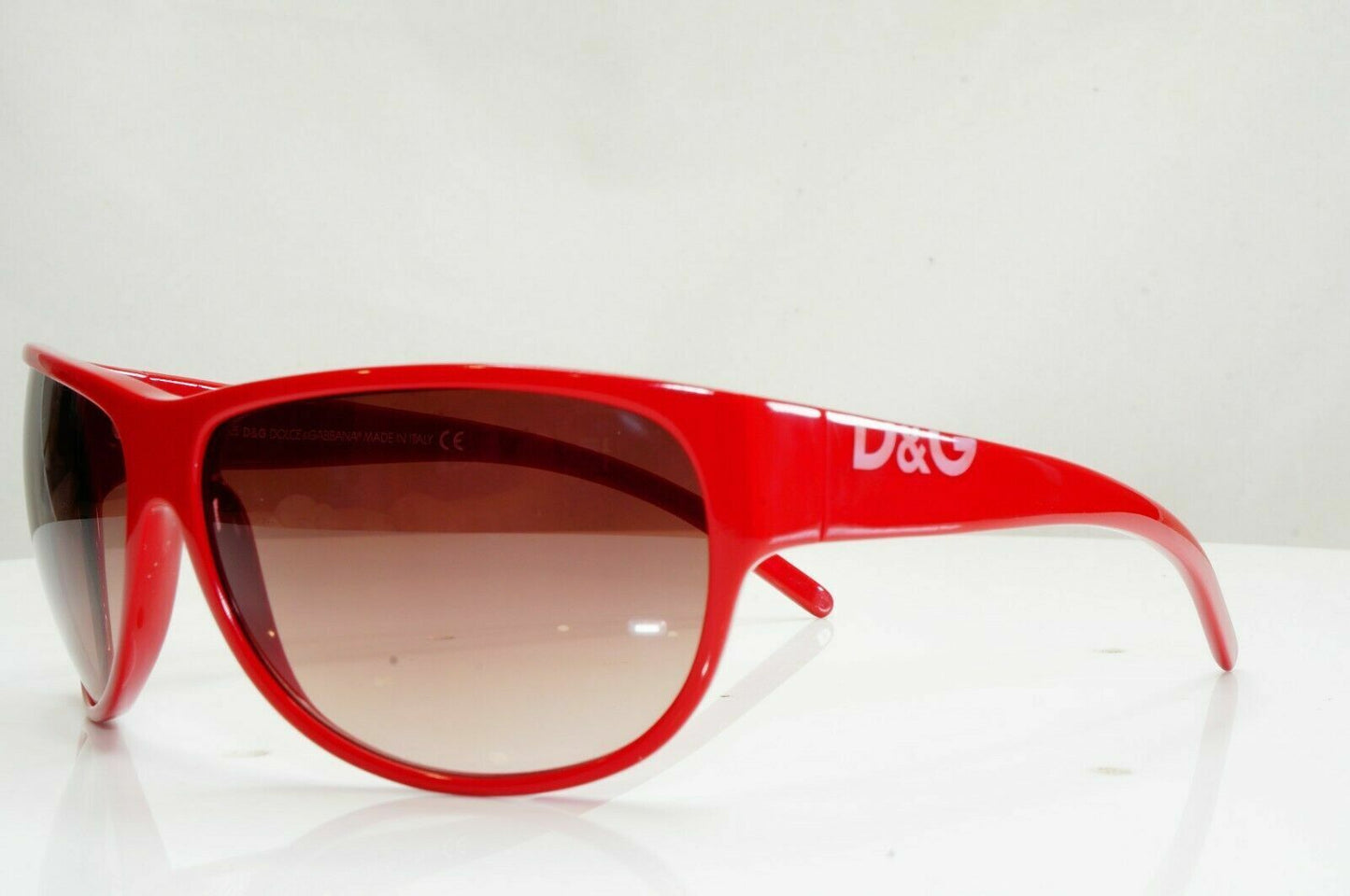 Authentic DOLCE & GABBANA Mens Womens Vintage Sunglasses Red DG 2213 482 27308