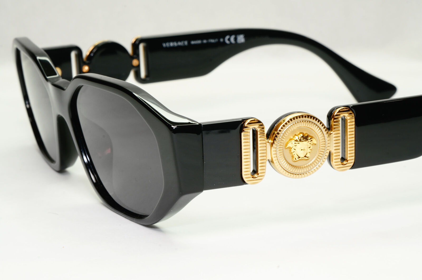 Versace Sunglasses Black Gold Medusa Octagon Angular Biggie MOD VE 3320-U GB1