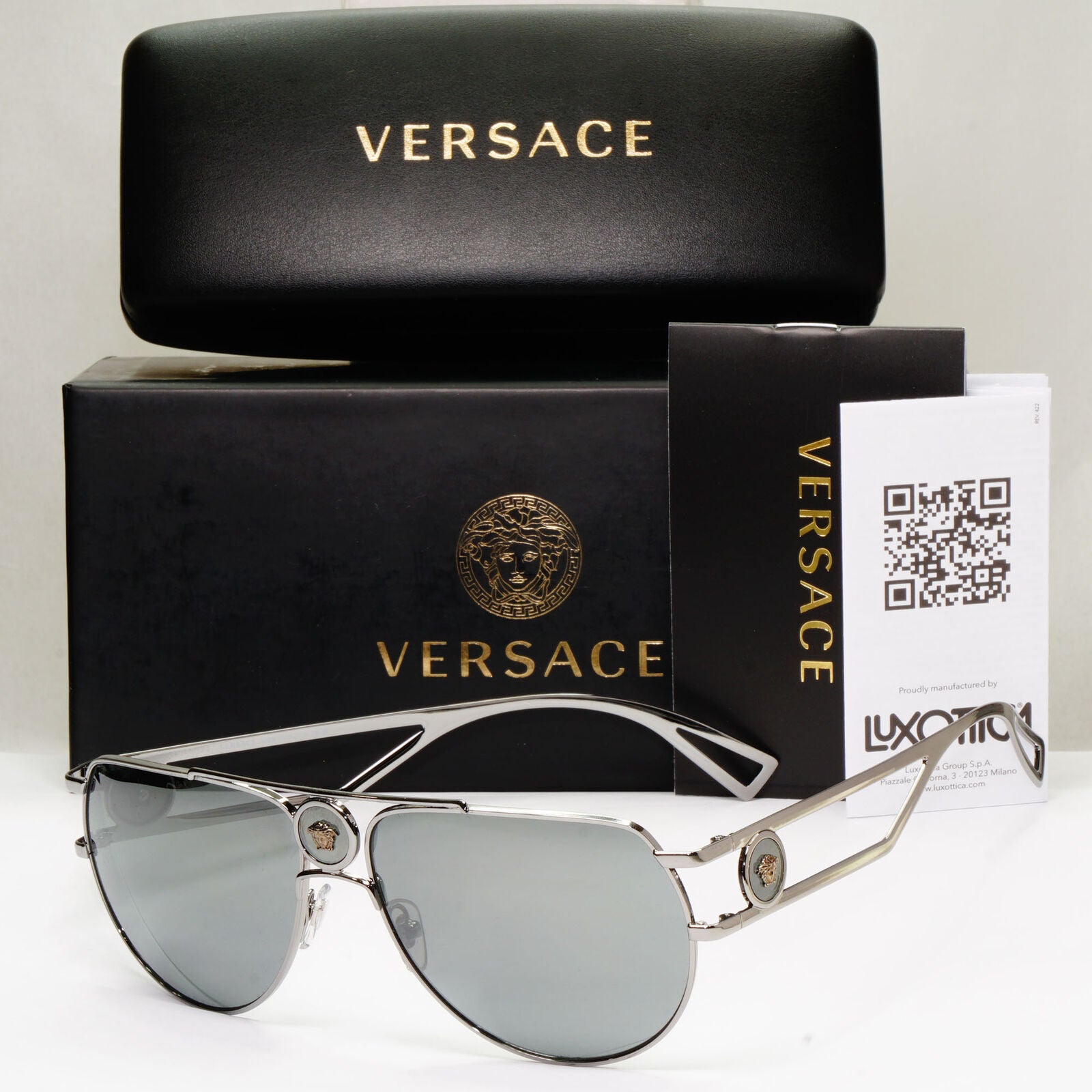 Versace Sunglassess Silver Mirror Gunmetal Pilot Medusa MOD VE 2225 1001/6G
