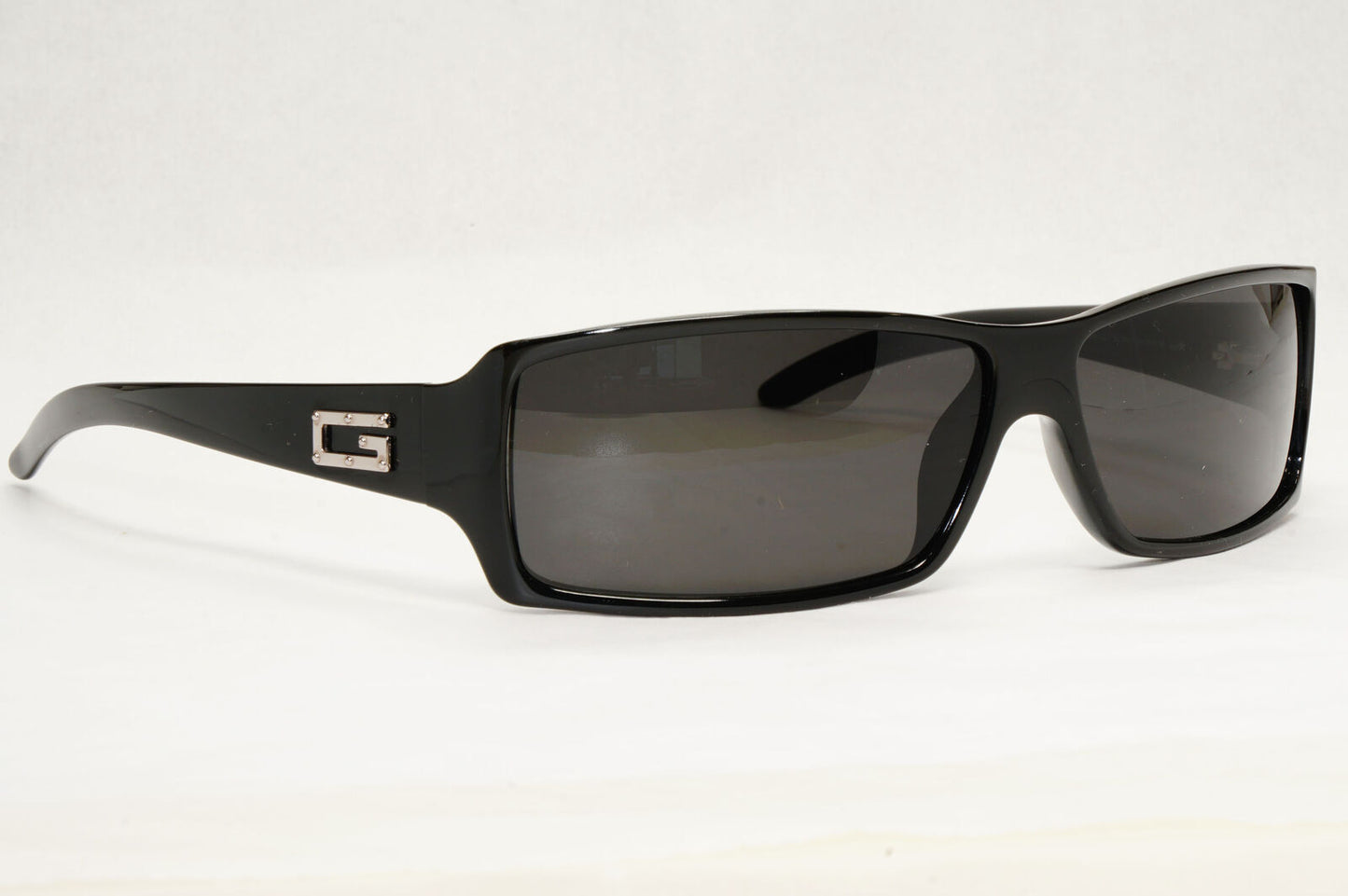 Gucci Sunglasses 1999 Vintage Black Rectangle Wrap Retro GG 2515/S 584 191223