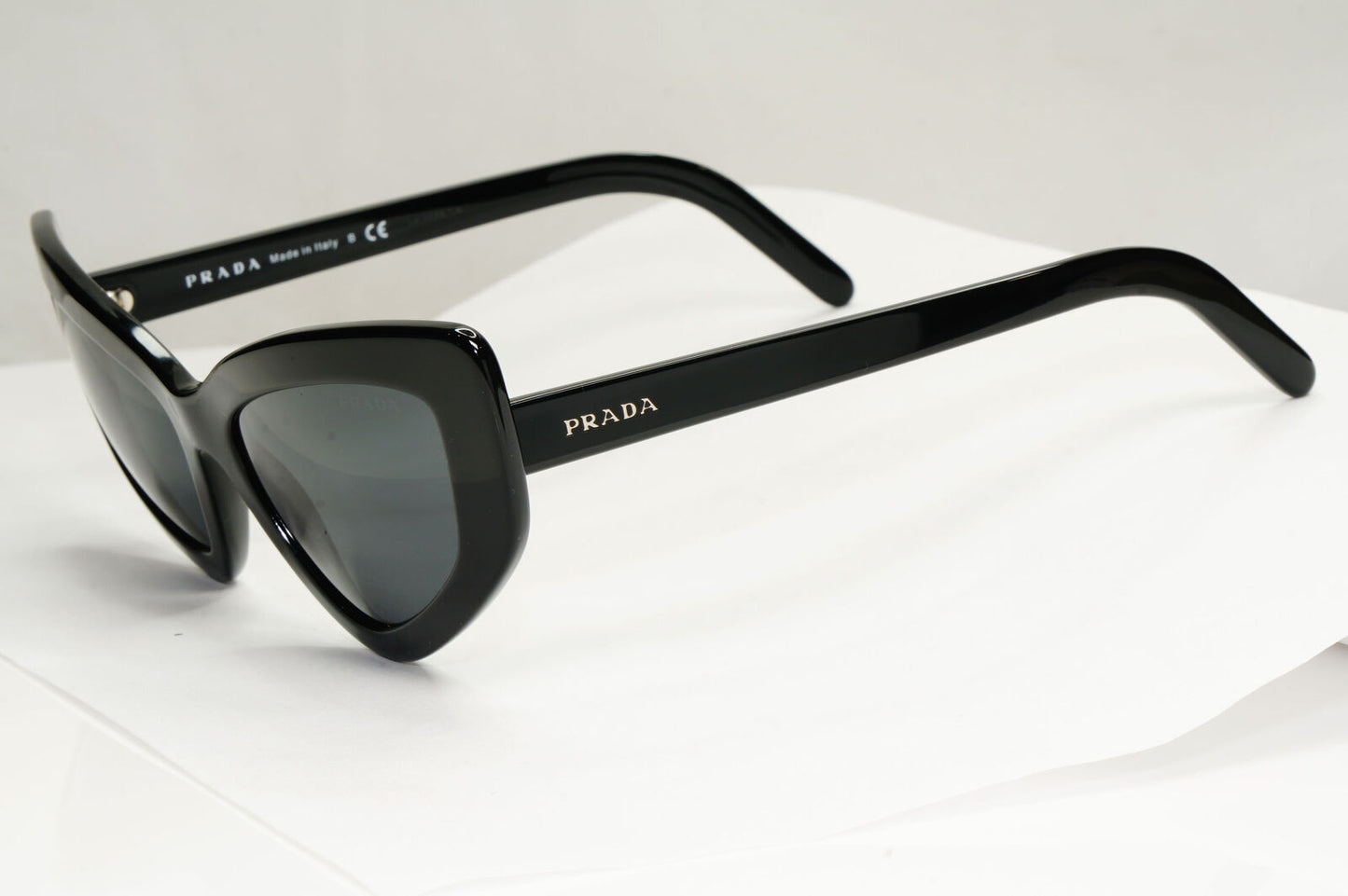 Prada Black Sunglasses Cat Eye Womens Fashion Runway PR11VS SPR 11V 1AB-5S0