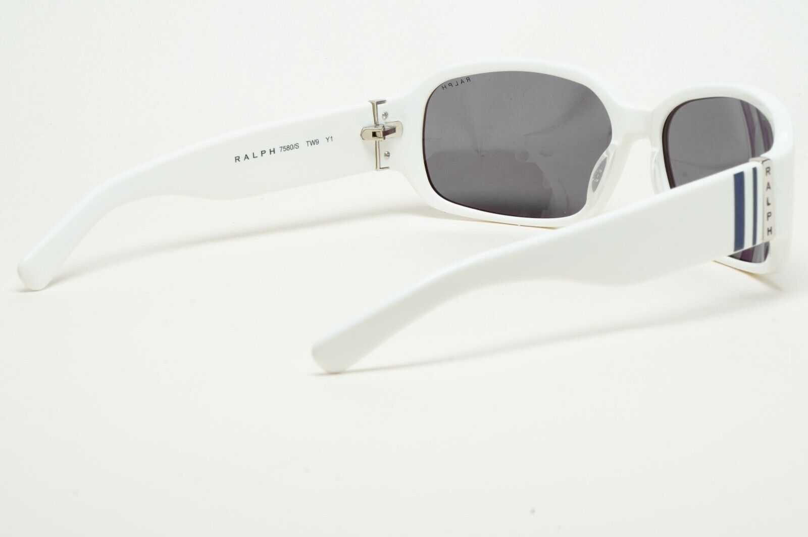 Ralph Lauren Sunglasses 2006 Vintage White Grey Wrap Unisex 7580/S TW9Y1 211124