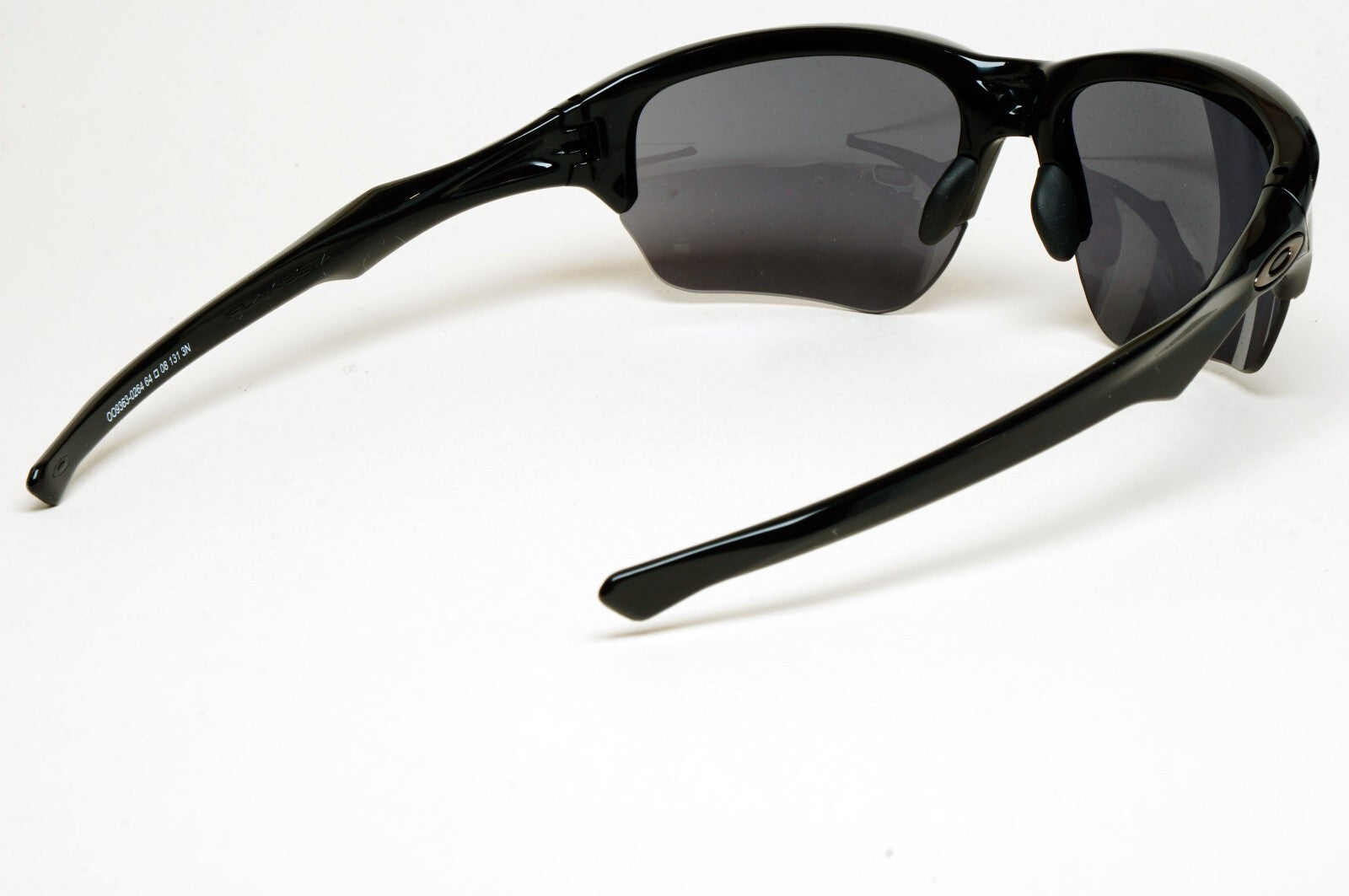 Oakley Sunglasses Flak Beta Black Polished Glossy Iridium Grey OO 9363 02