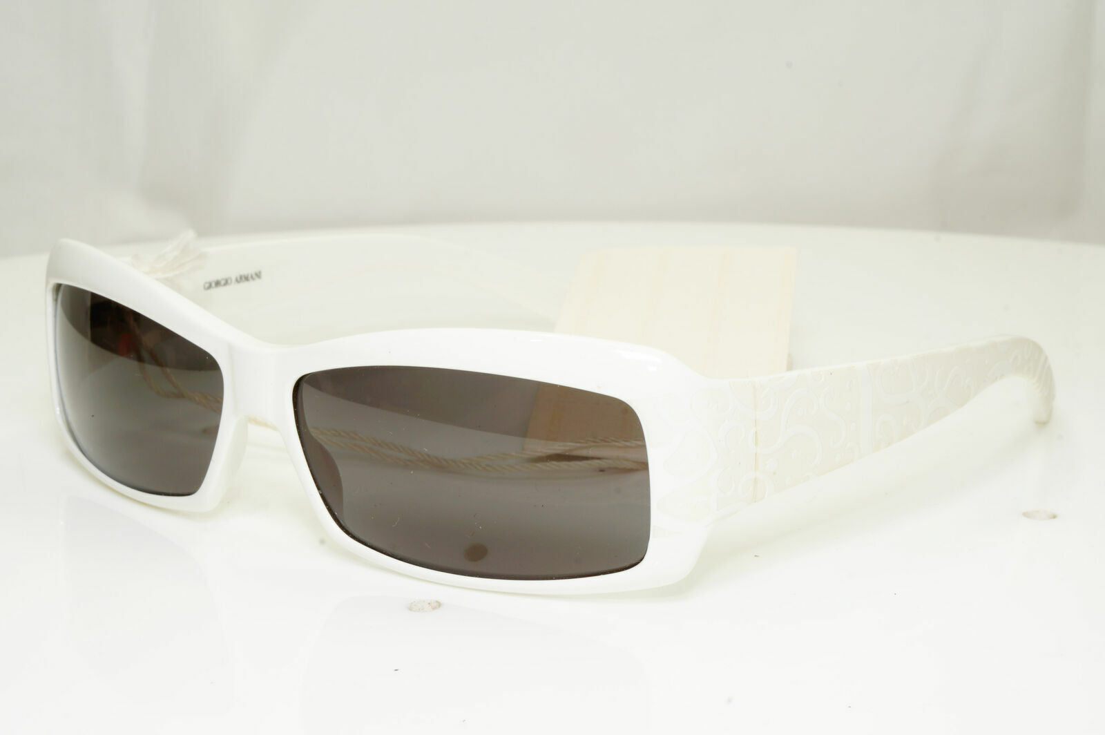 Giorgio Armani Womens Vintage 2002 Sunglasses White Ivory GA 65/S C29 31842