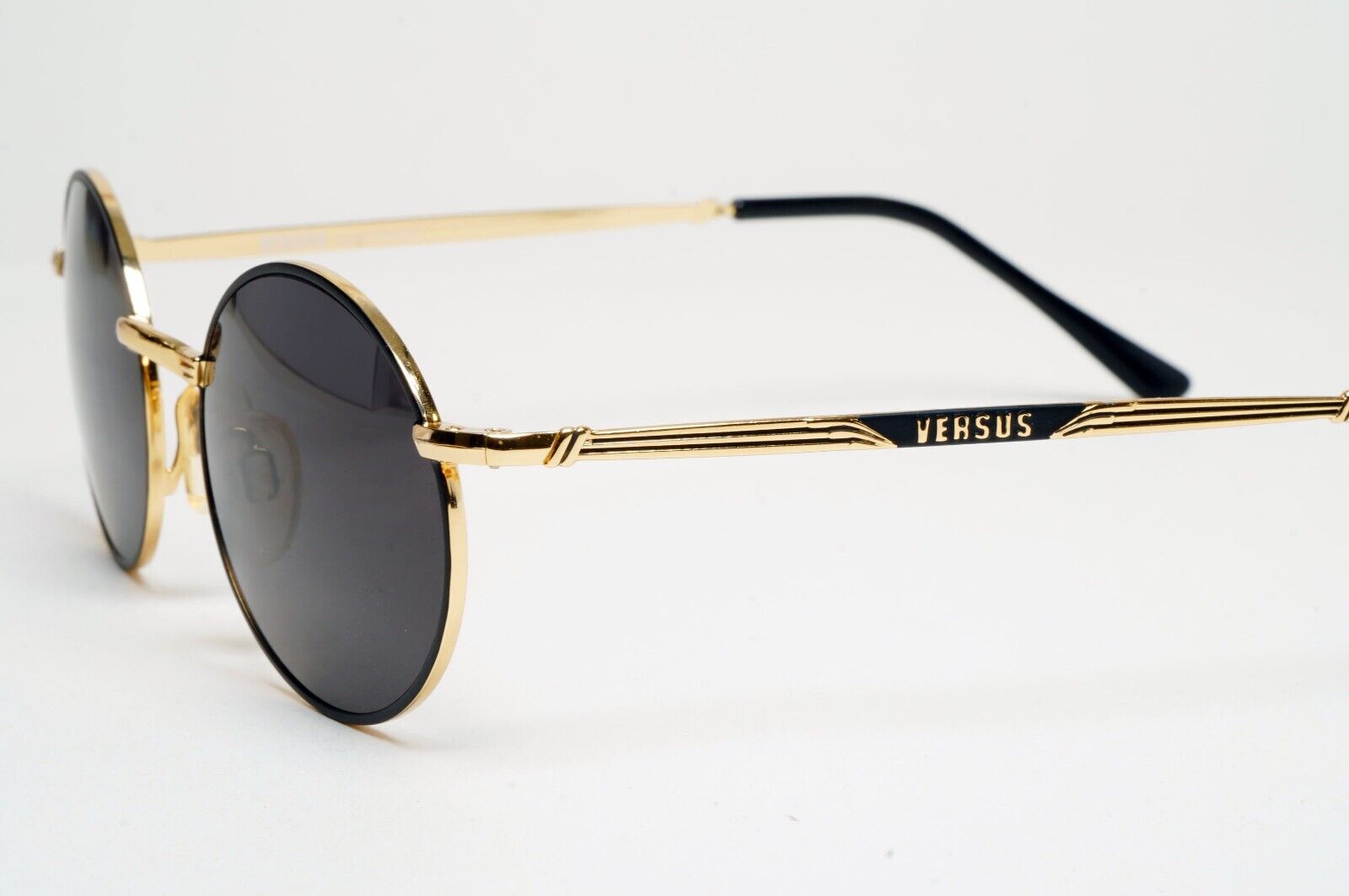 Versus Sunglasses 1996 by Gianni Versace Vintage Round Black MOD E74 COL 59M