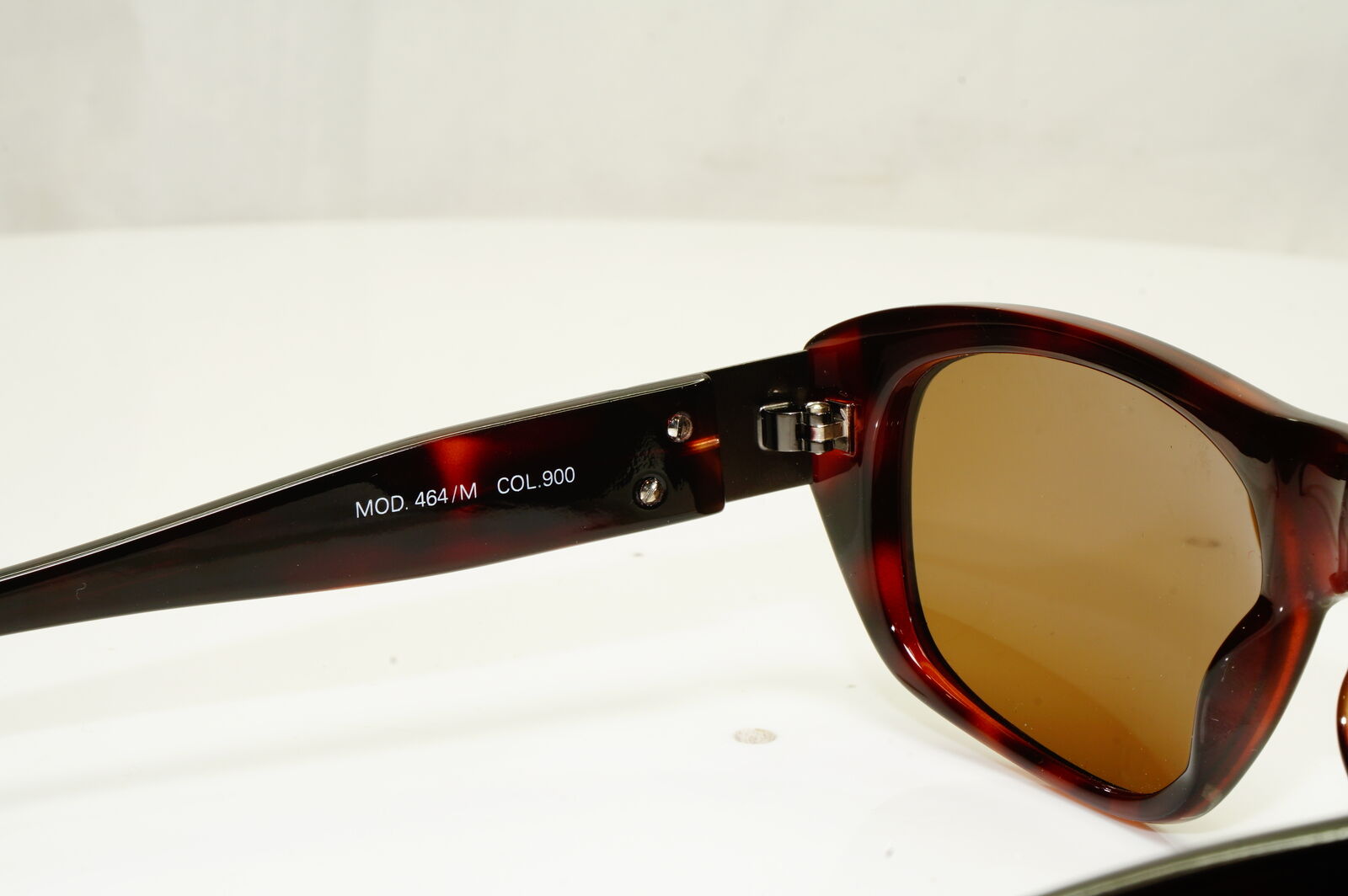 Gianni Versace 1996 Mens Vintage Brown Square Sunglasses GV MOD 464/M COL 900