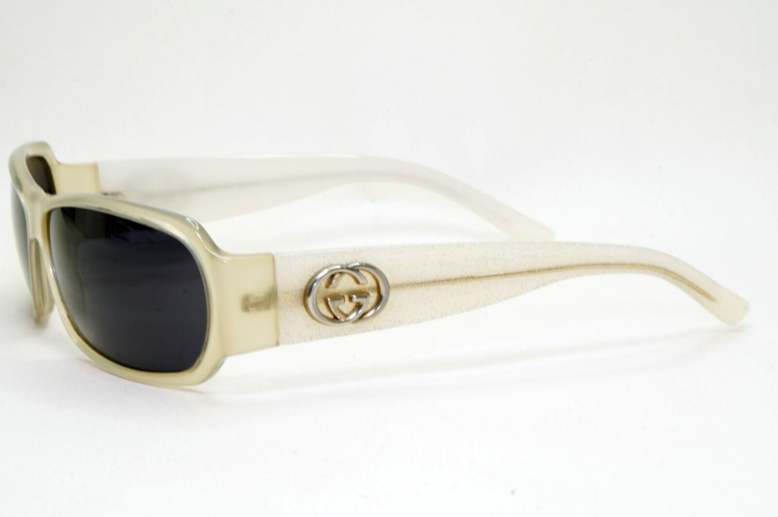 Gucci Sunglasses 2005 Vintage Cream White Black Unisex GG 2935/S EOODA 041124