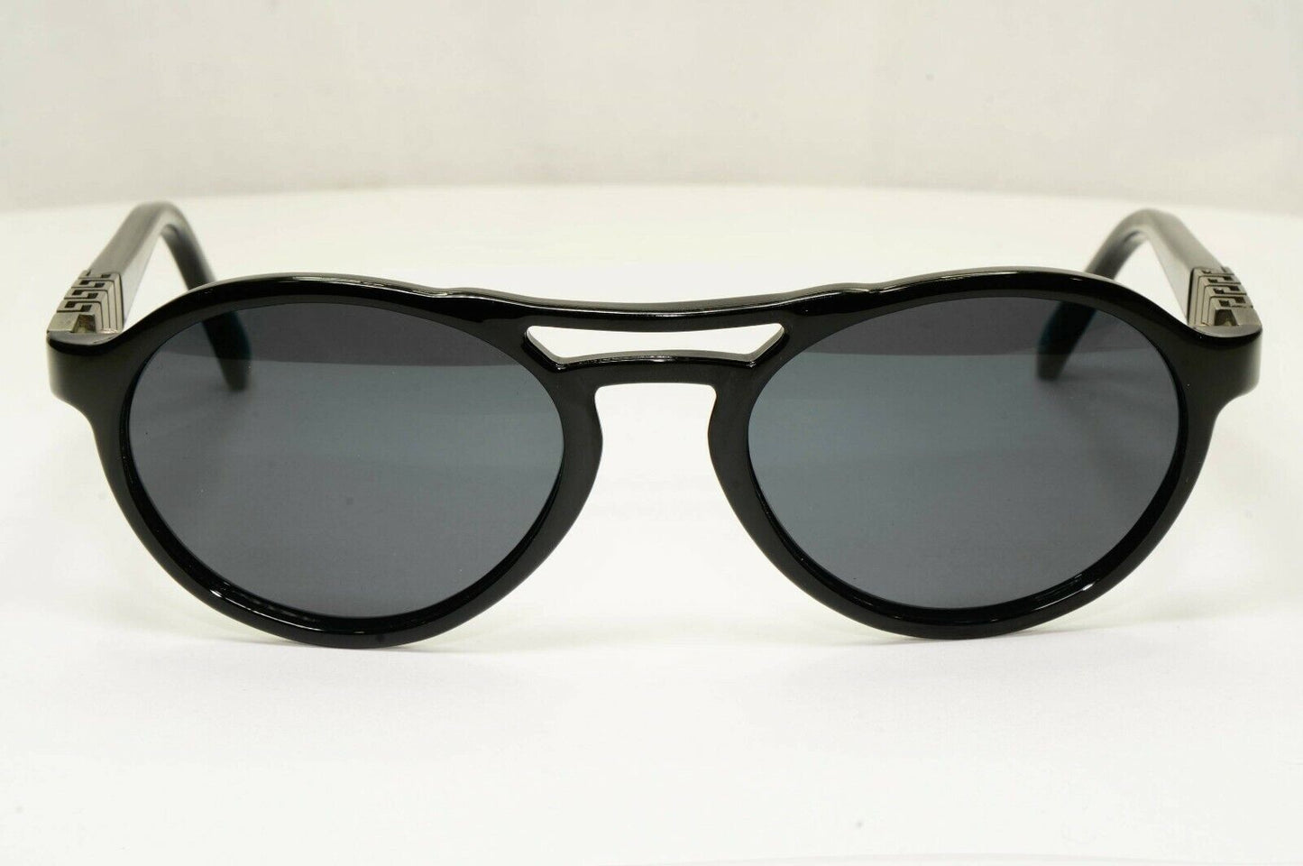 Gianni Versace 1996 Mens Vintage Black Pilot Sunglasses Meander MOD 535 COL 852