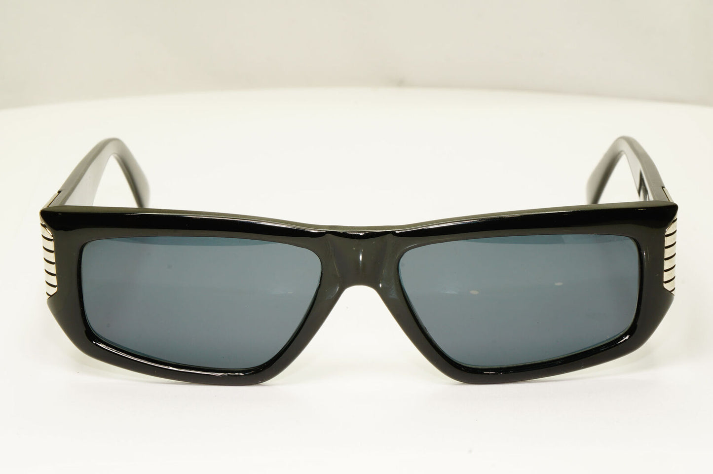 Versus 1995 Vintage Black Silver Sunglasses by Gianni Versace MOD EZ7 COL 852